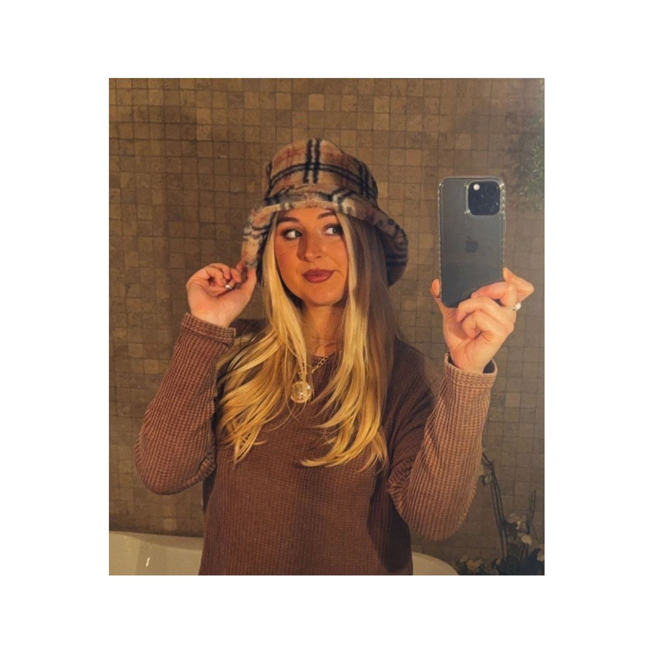 Preppy Plaid Bucket Hat (beige)