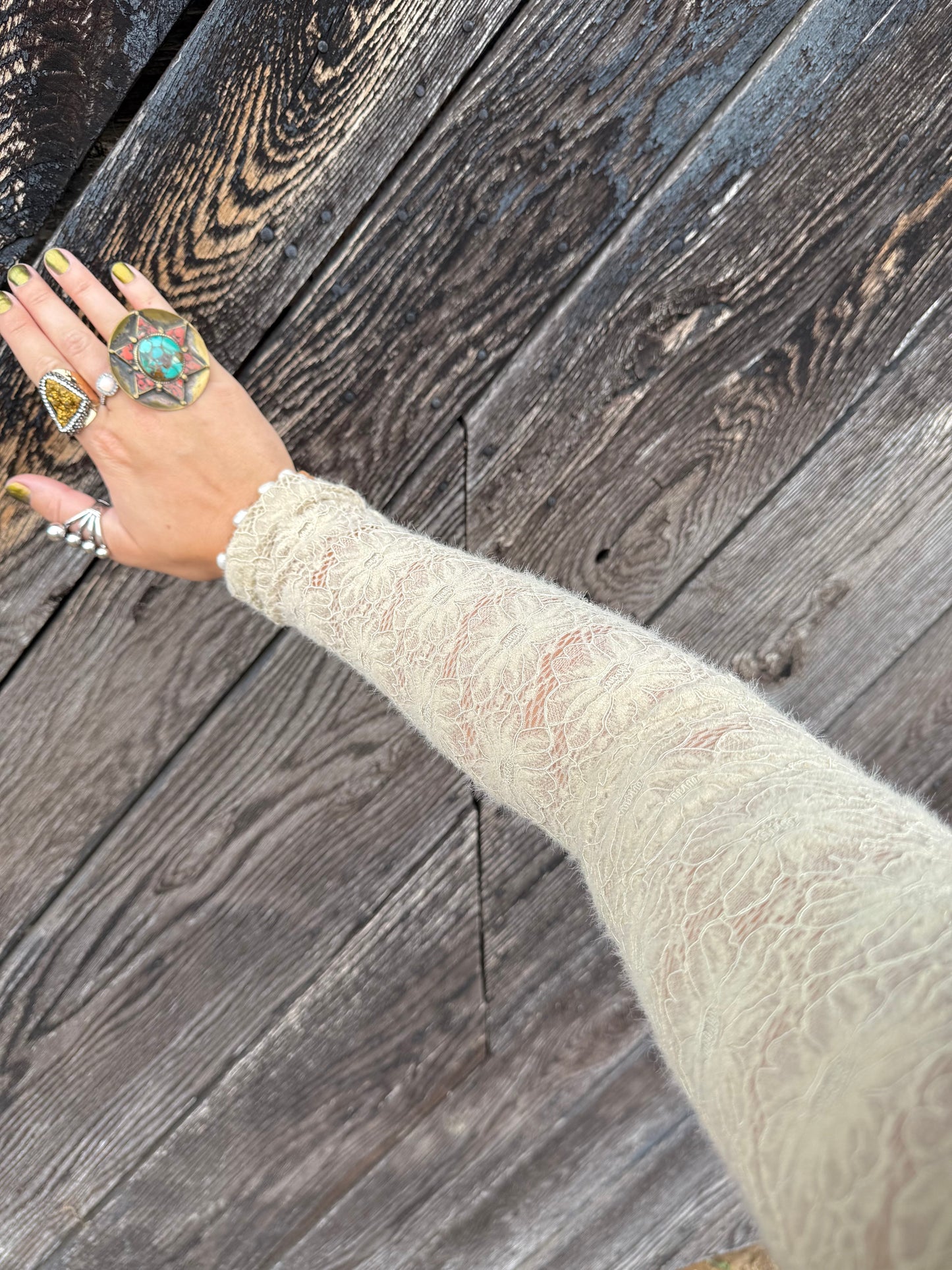Spirit Sands Cream Layering Top