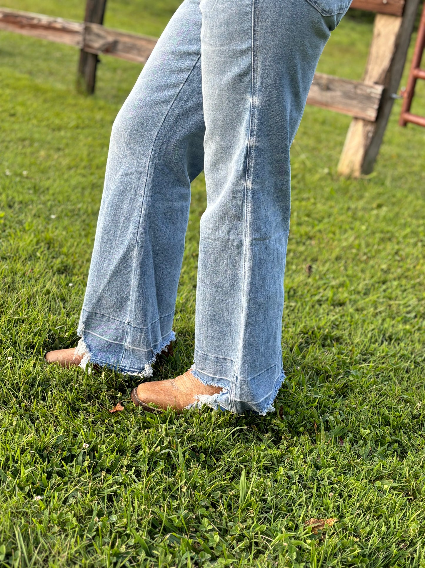 Ashleigh Light Blue Frayed Jeans
