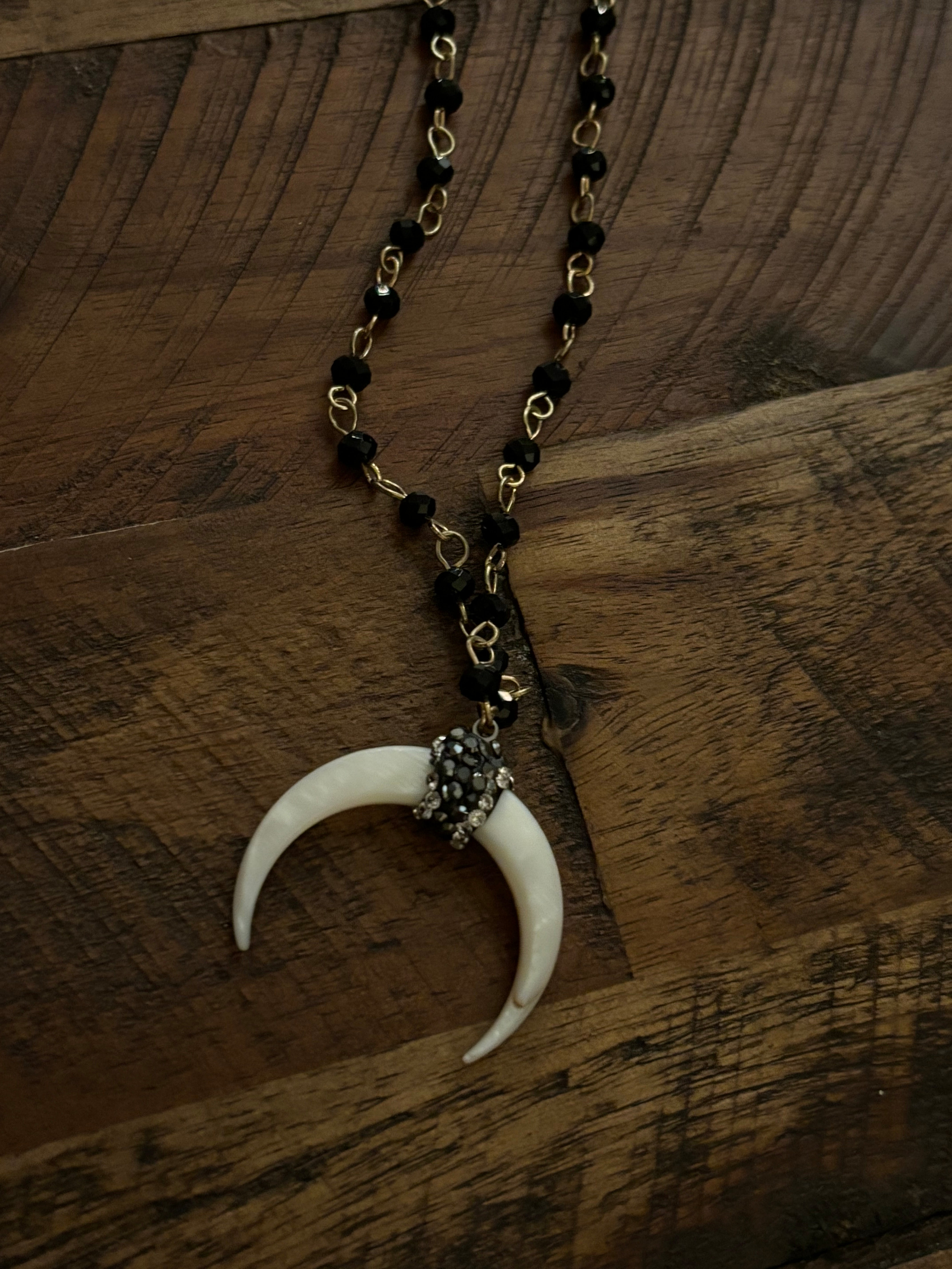 Rodeo Horn Necklace (Black)