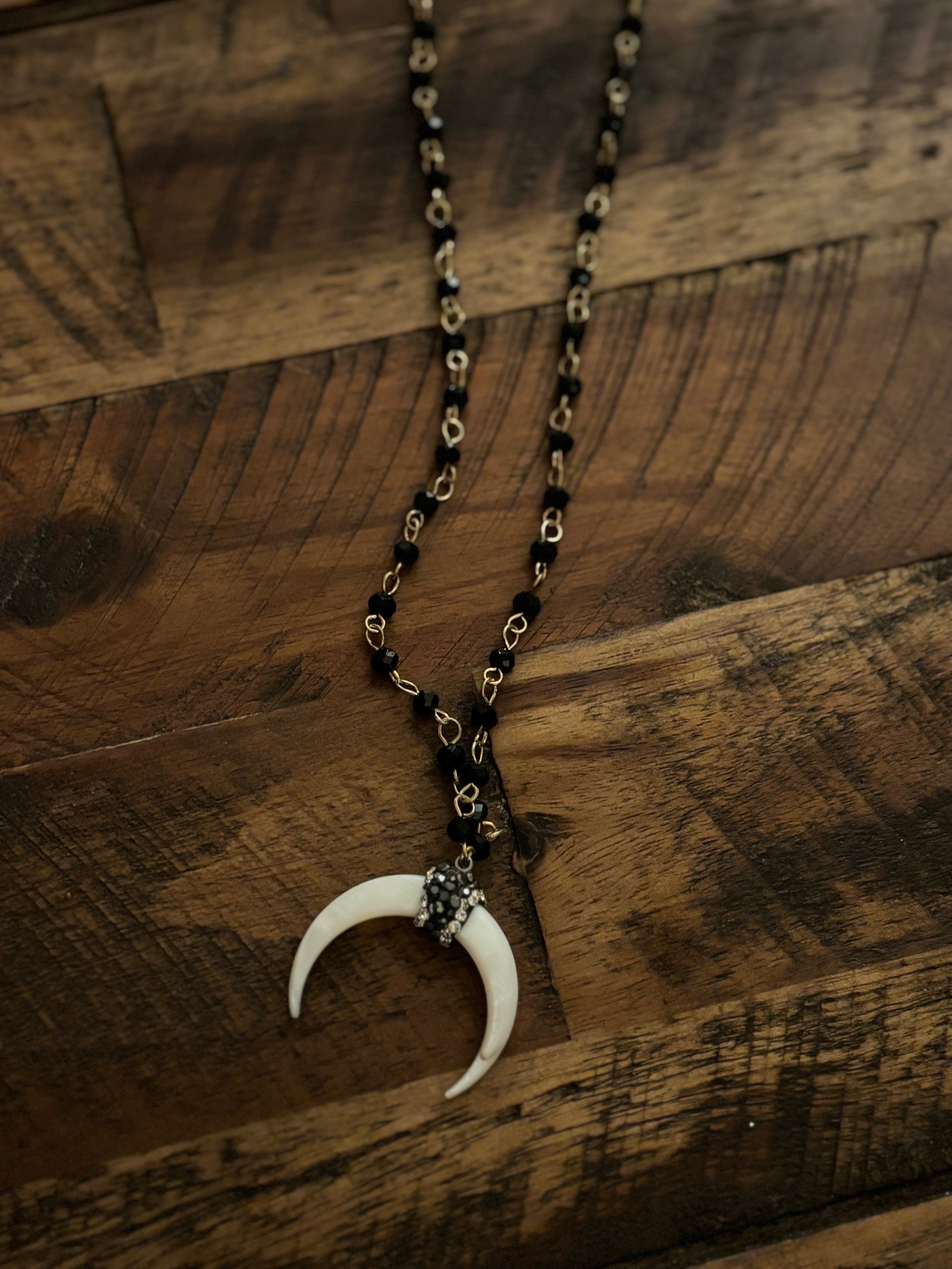 Rodeo Horn Necklace (Black)