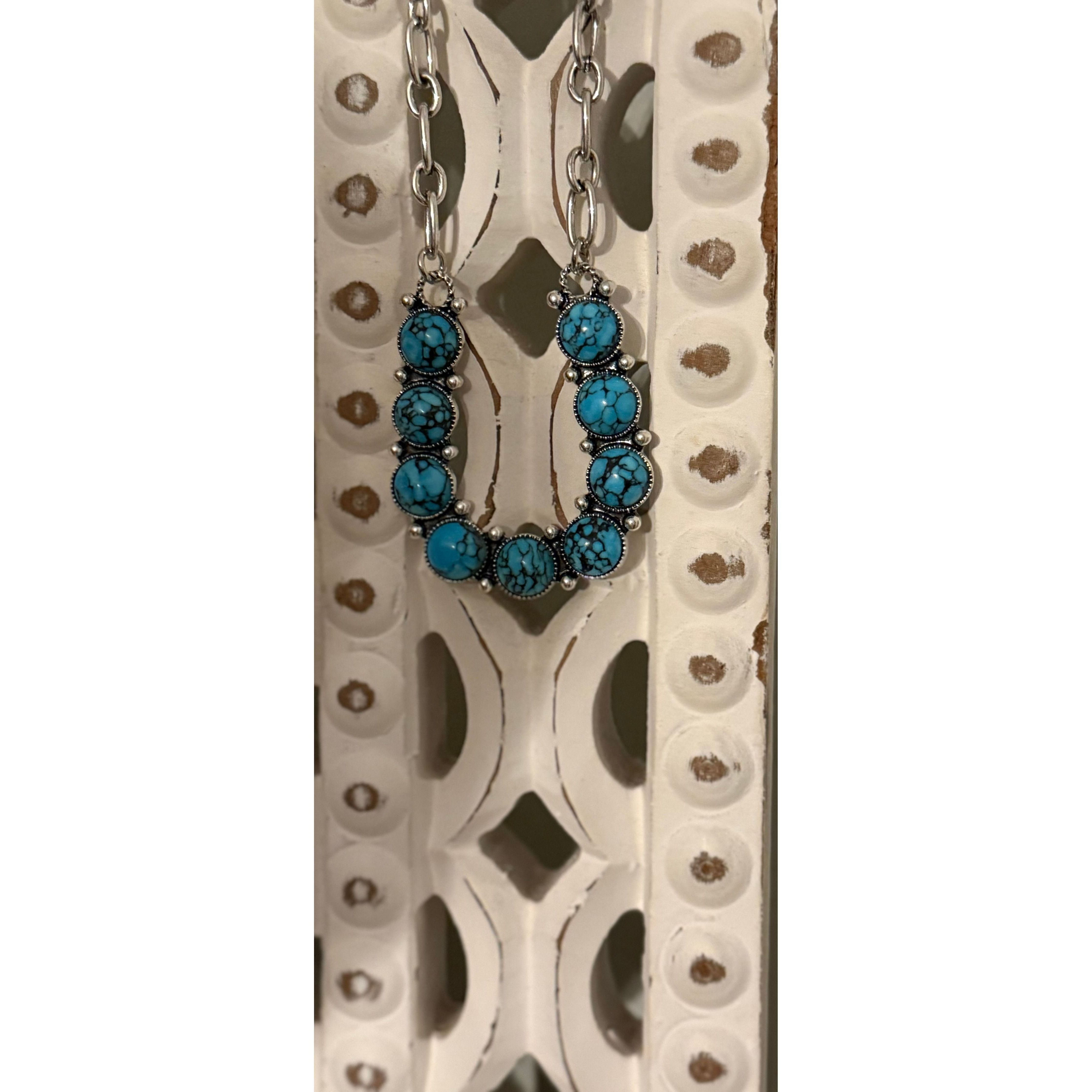 Horseshoe Haven Necklace