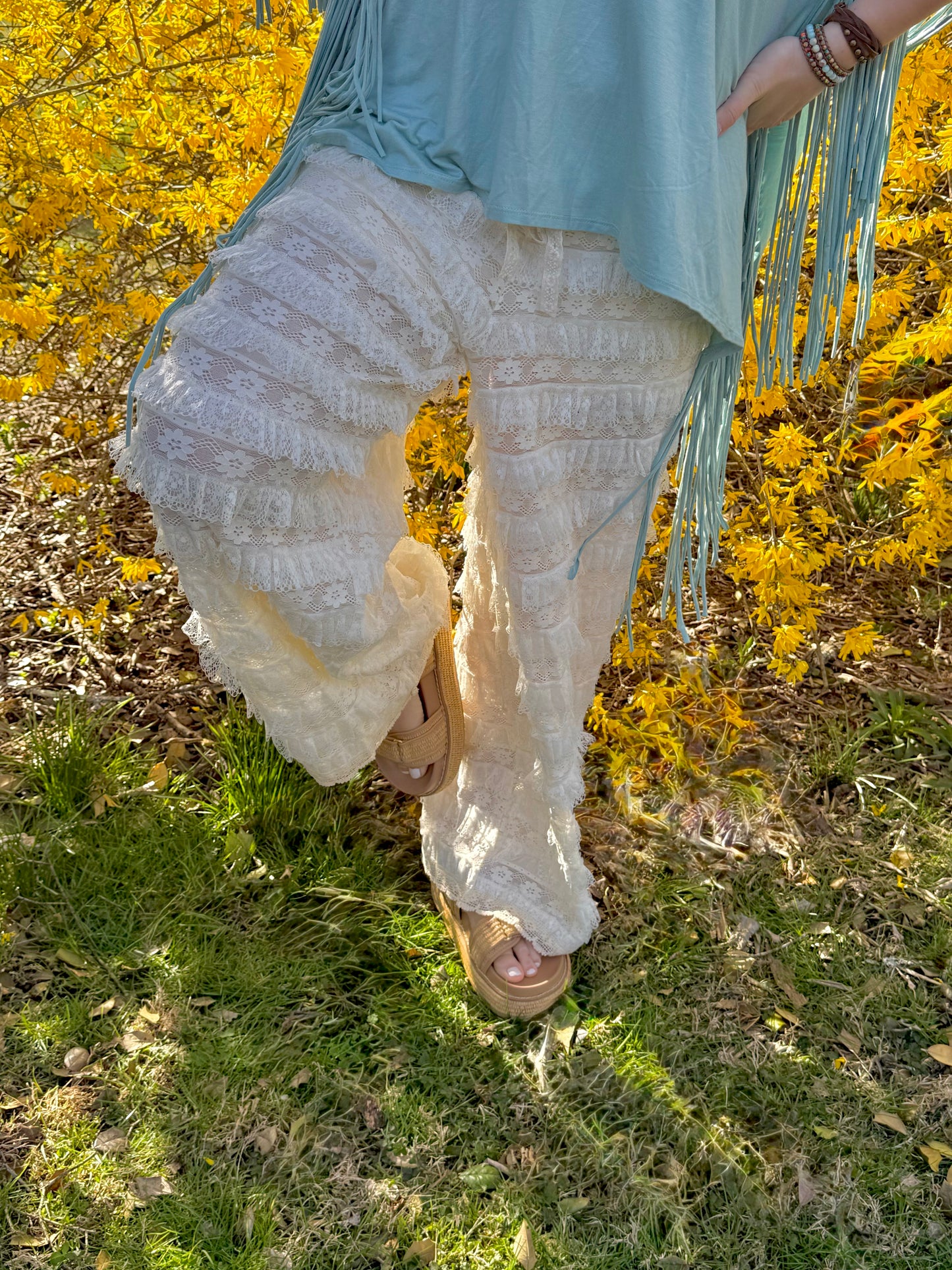POL: Lace DayDream Ruffle Pants