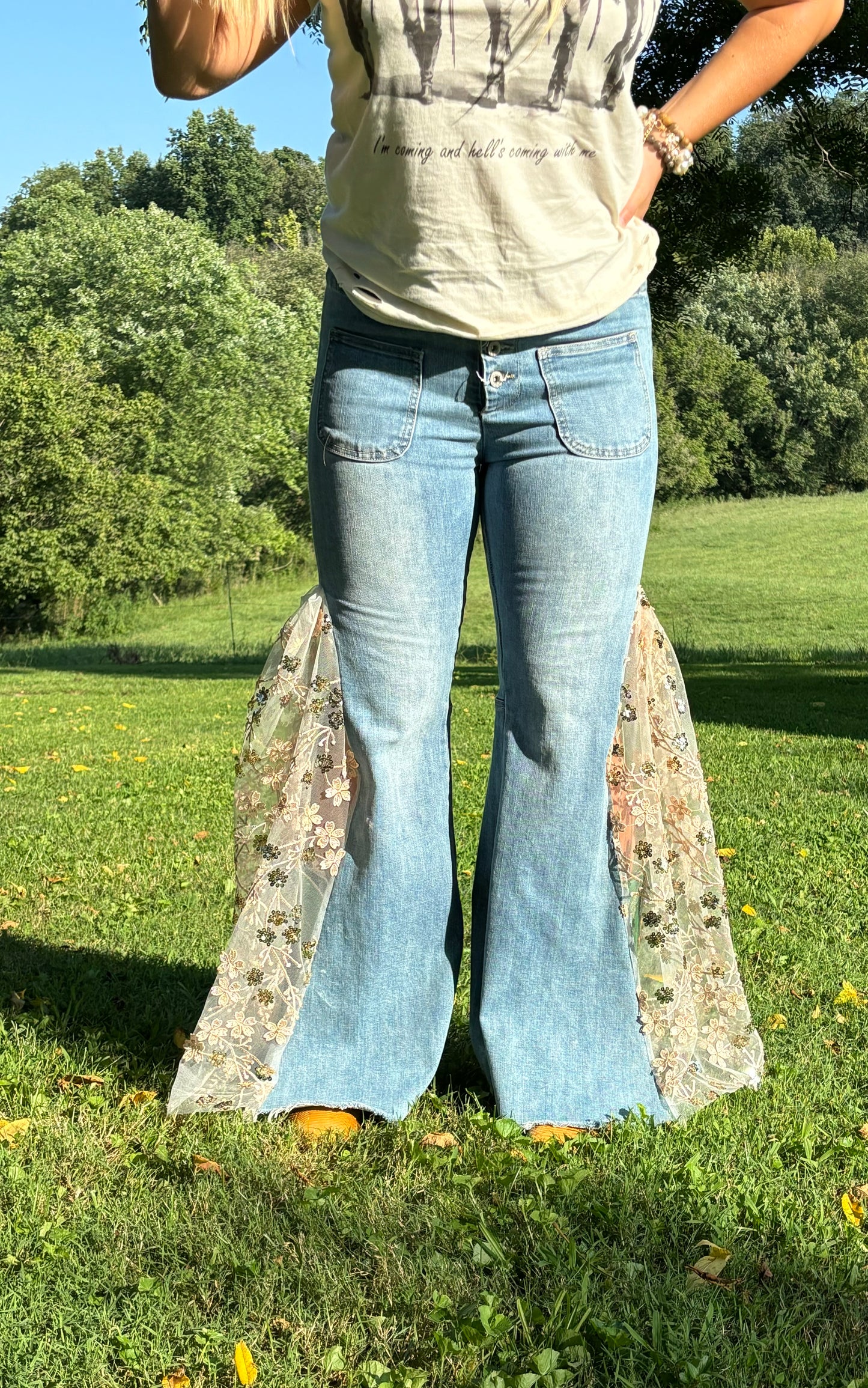 Sparkle Lace Bells
