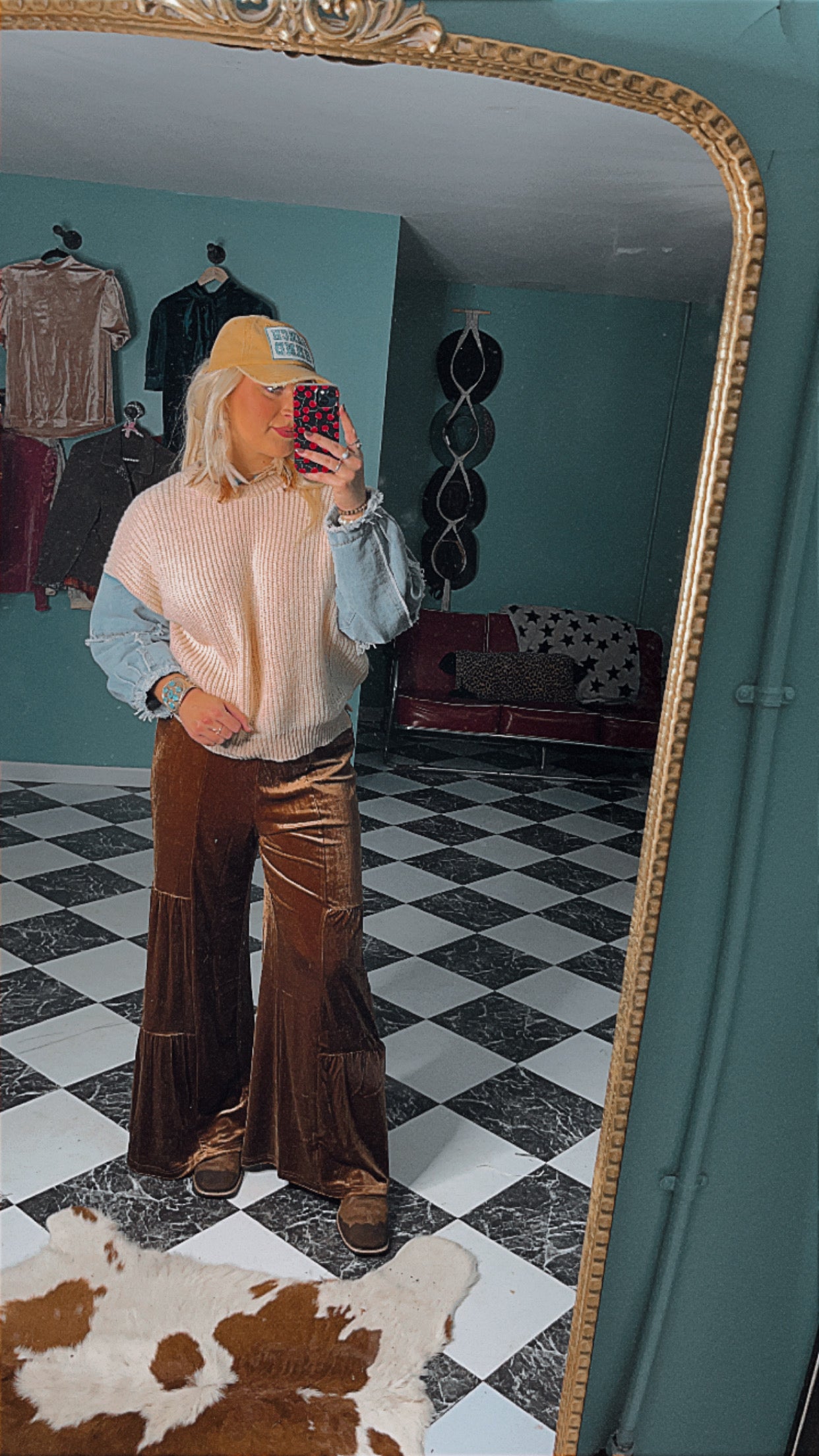 Ruffle Velvet Flair Pants