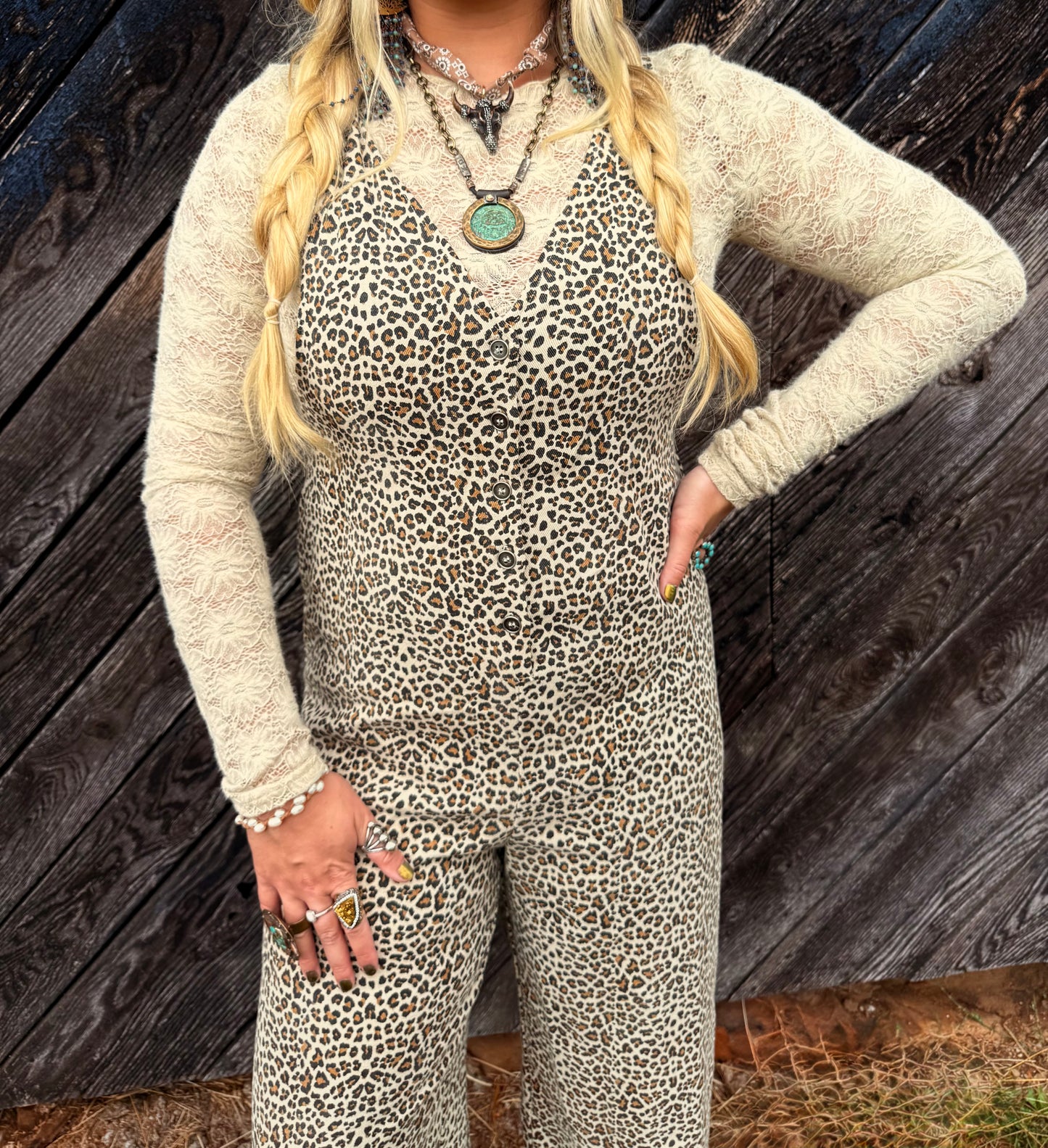 Spirit Sands Cream Layering Top