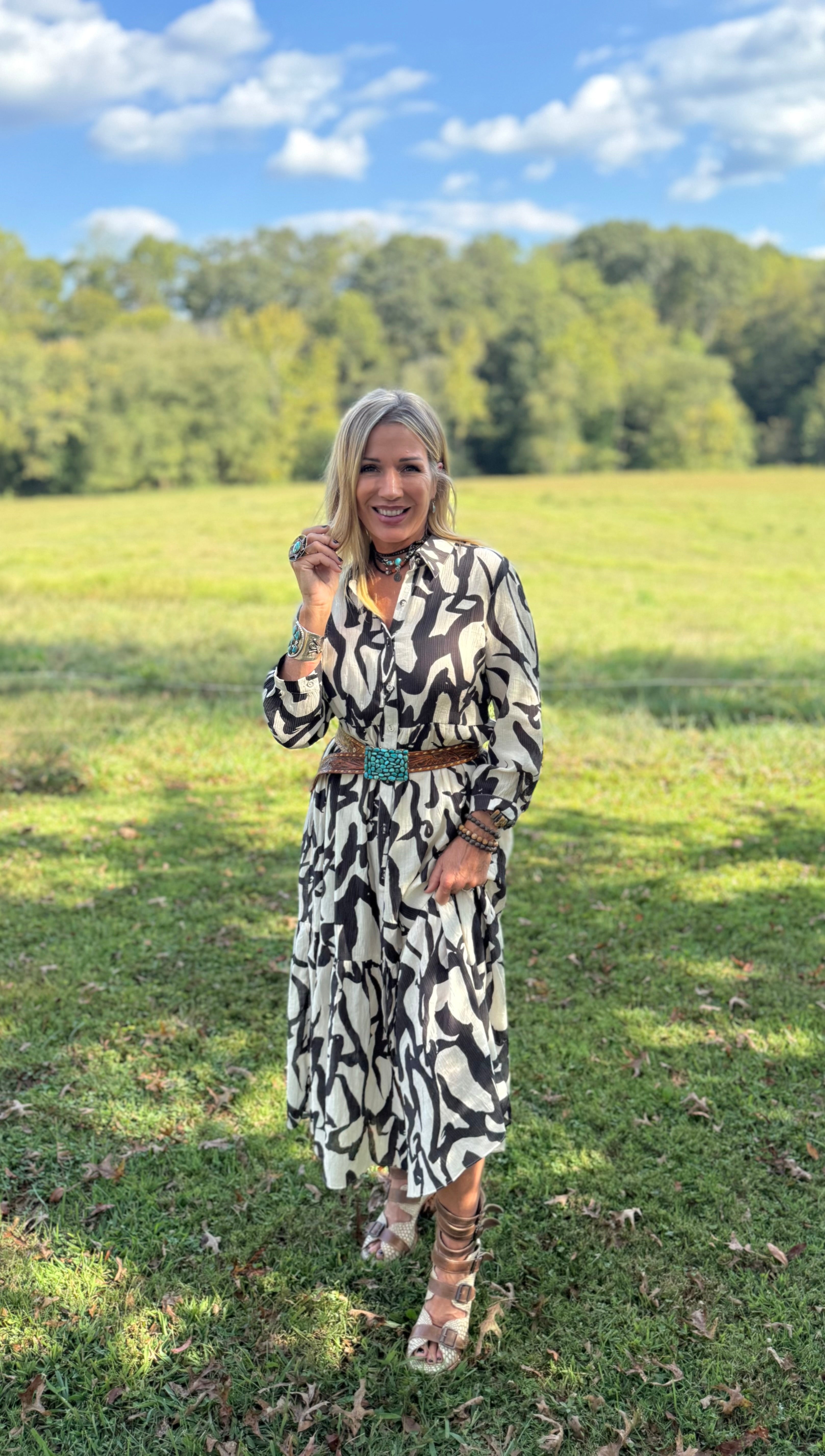 A lovely Day Black and White Dress