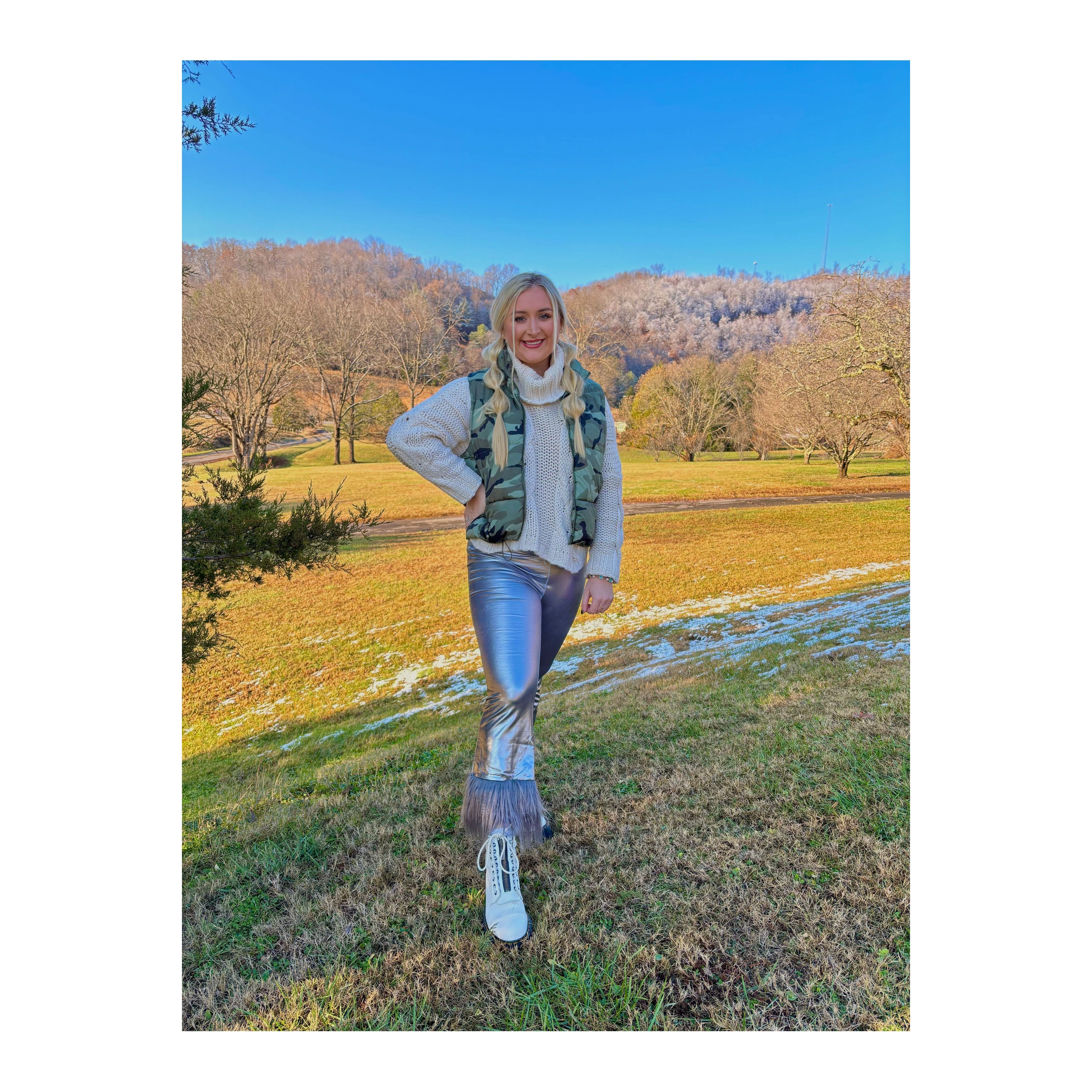 The Silver Fur Legging