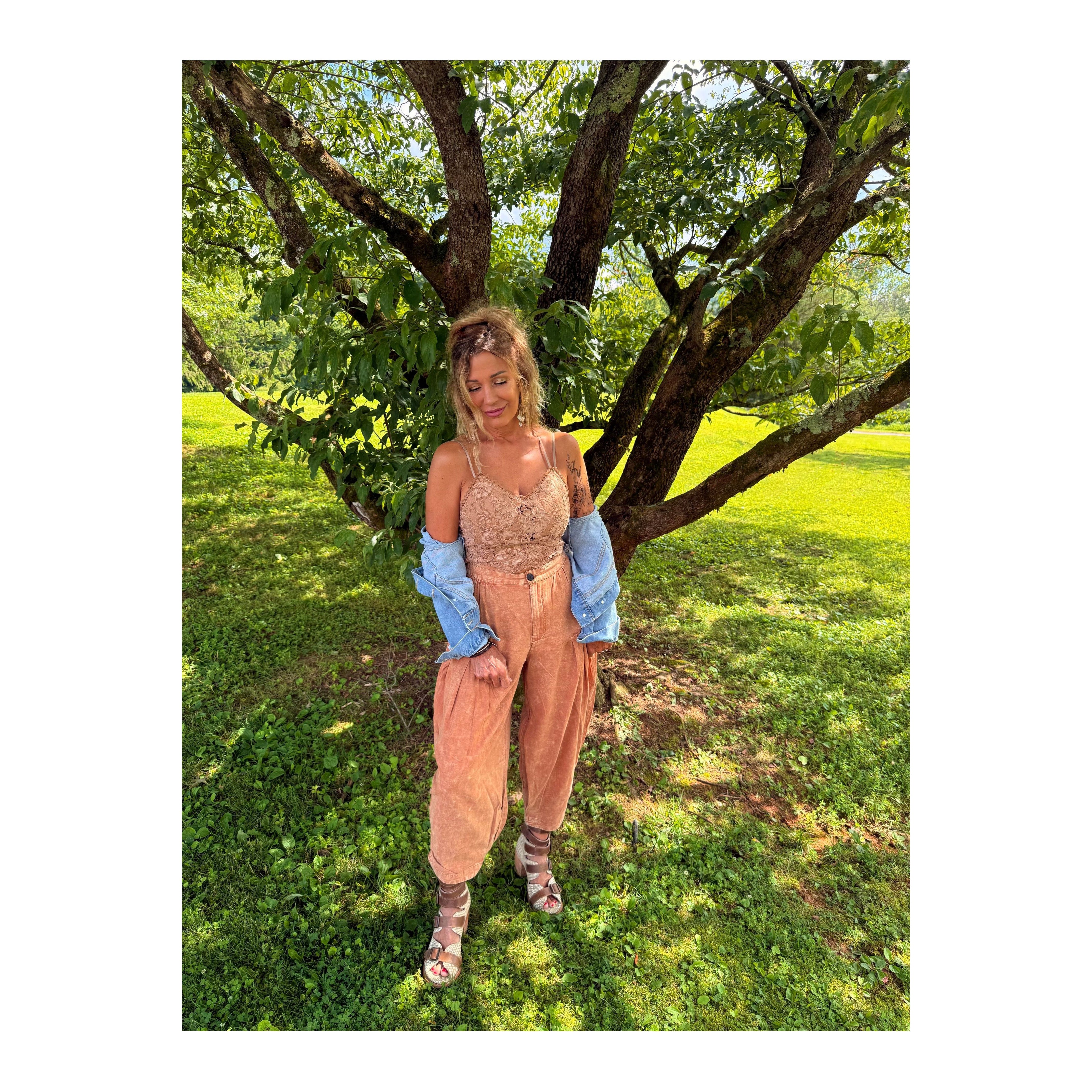 Oli&Hali: Brick Road Barrel Pants