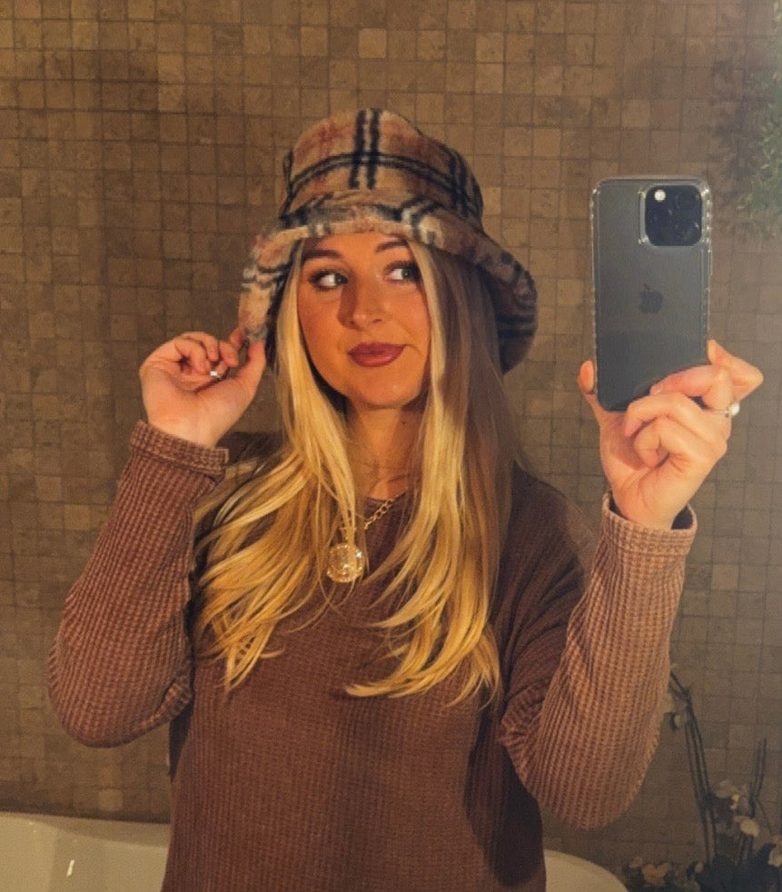 Preppy Plaid Bucket Hat (beige)