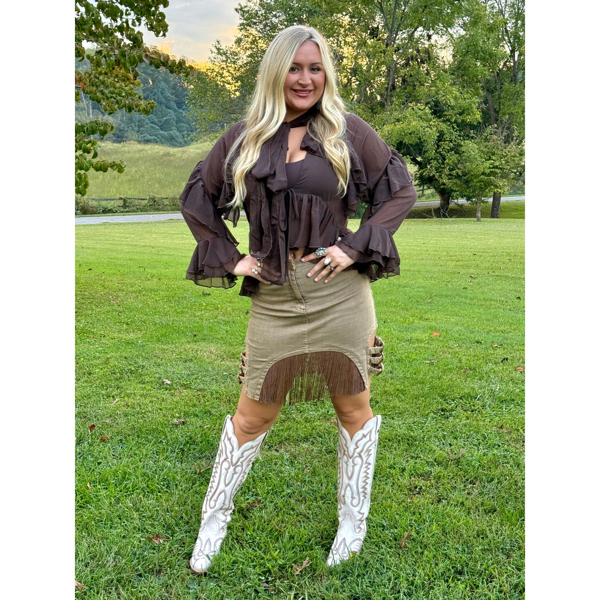 Buckle Fringe Western Skirt in Taupe
