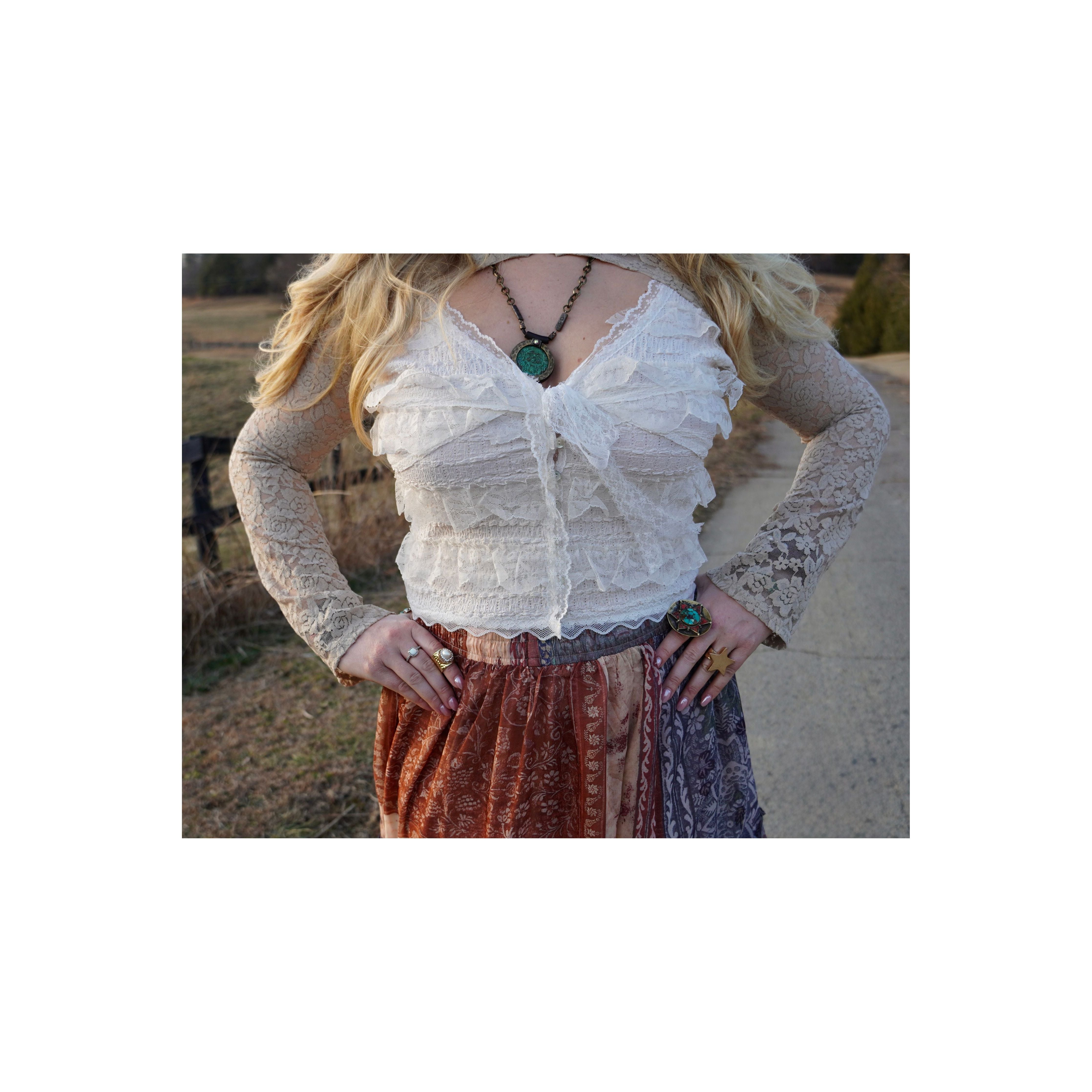 POL: White Lace Ruffle Tank