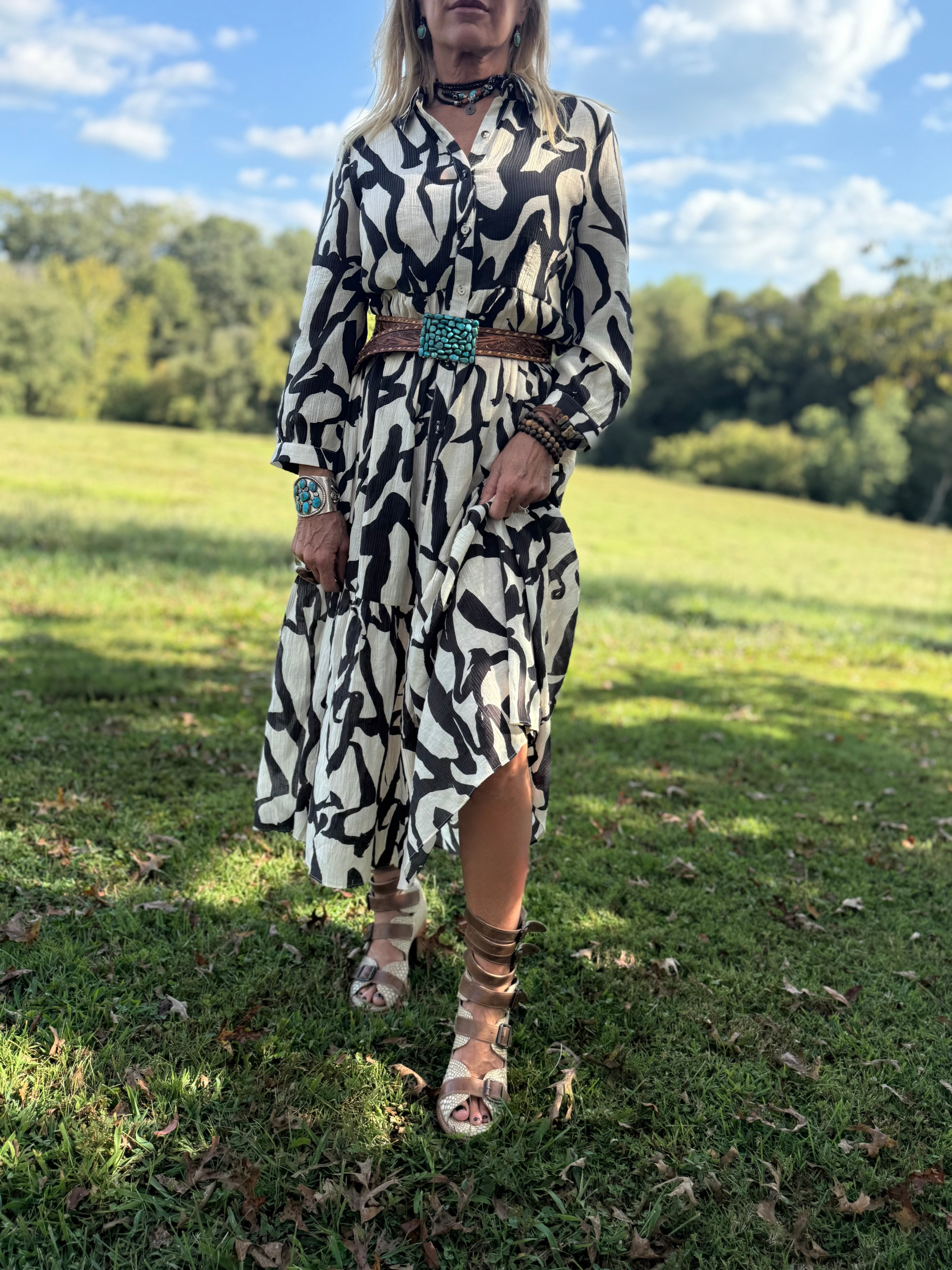 A lovely Day Black and White Dress
