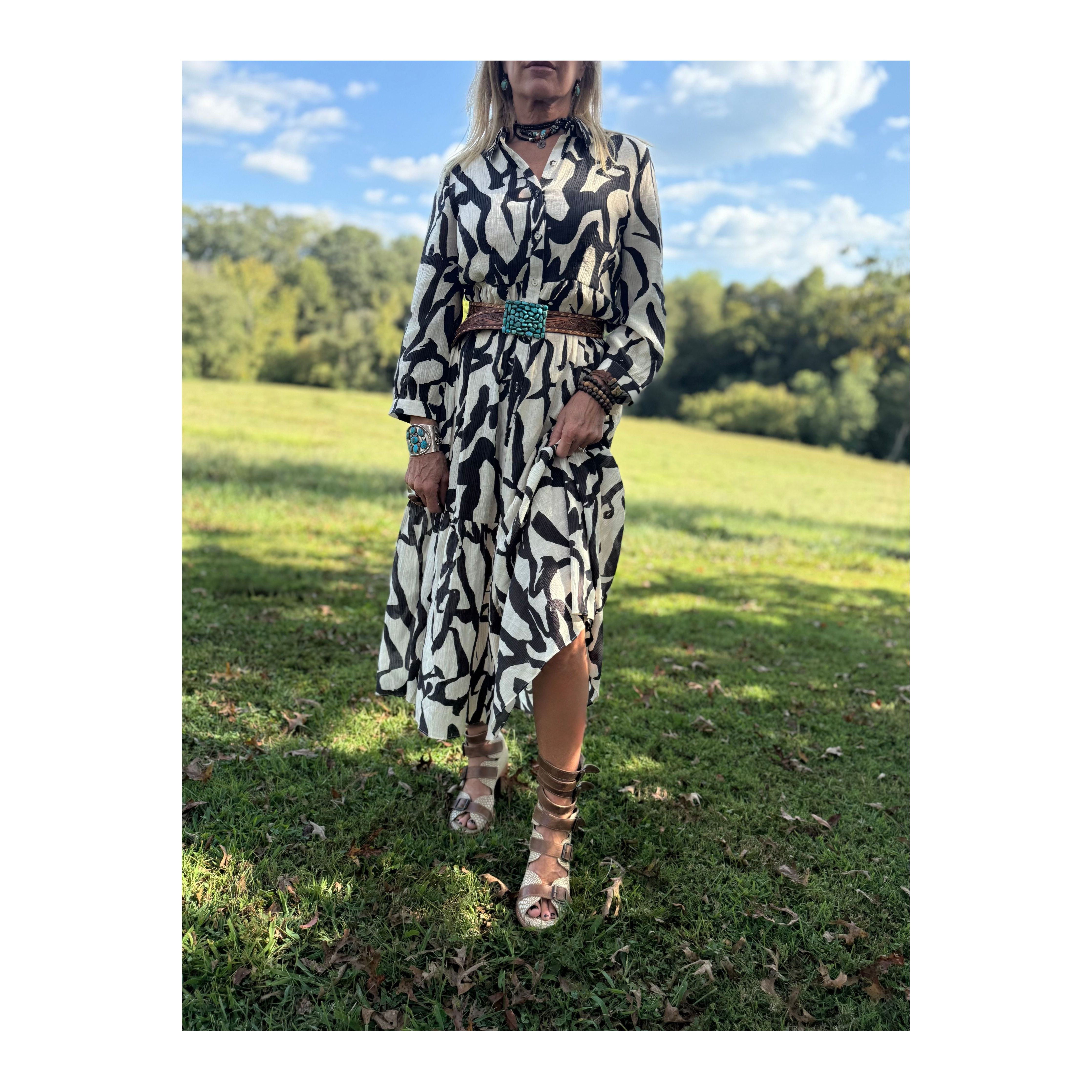 A lovely Day Black and White Dress