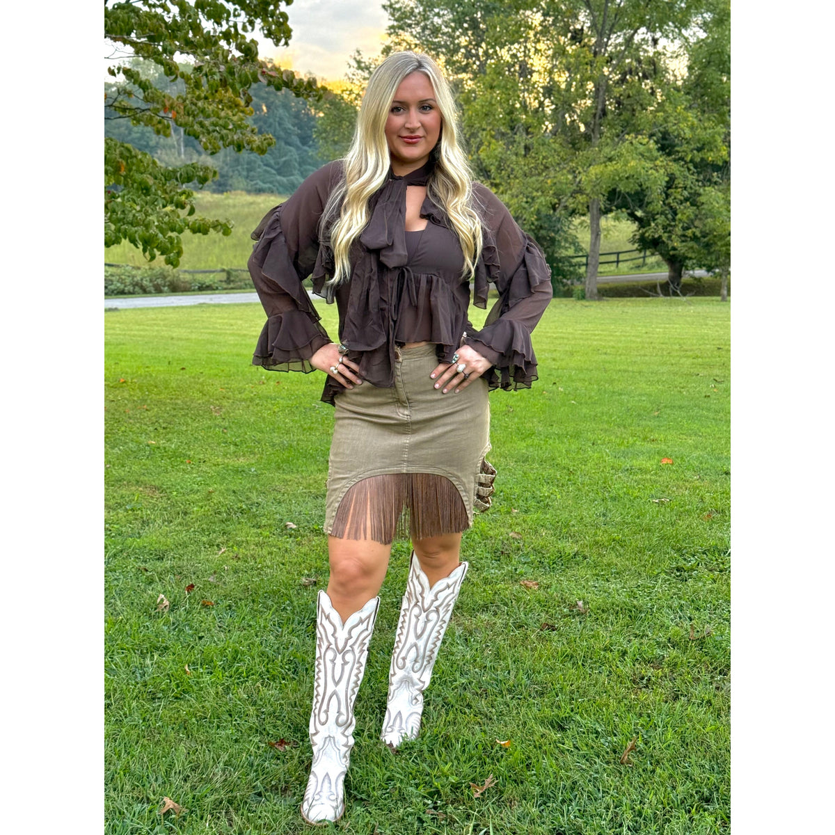 Buckle Fringe Western Skirt in Taupe