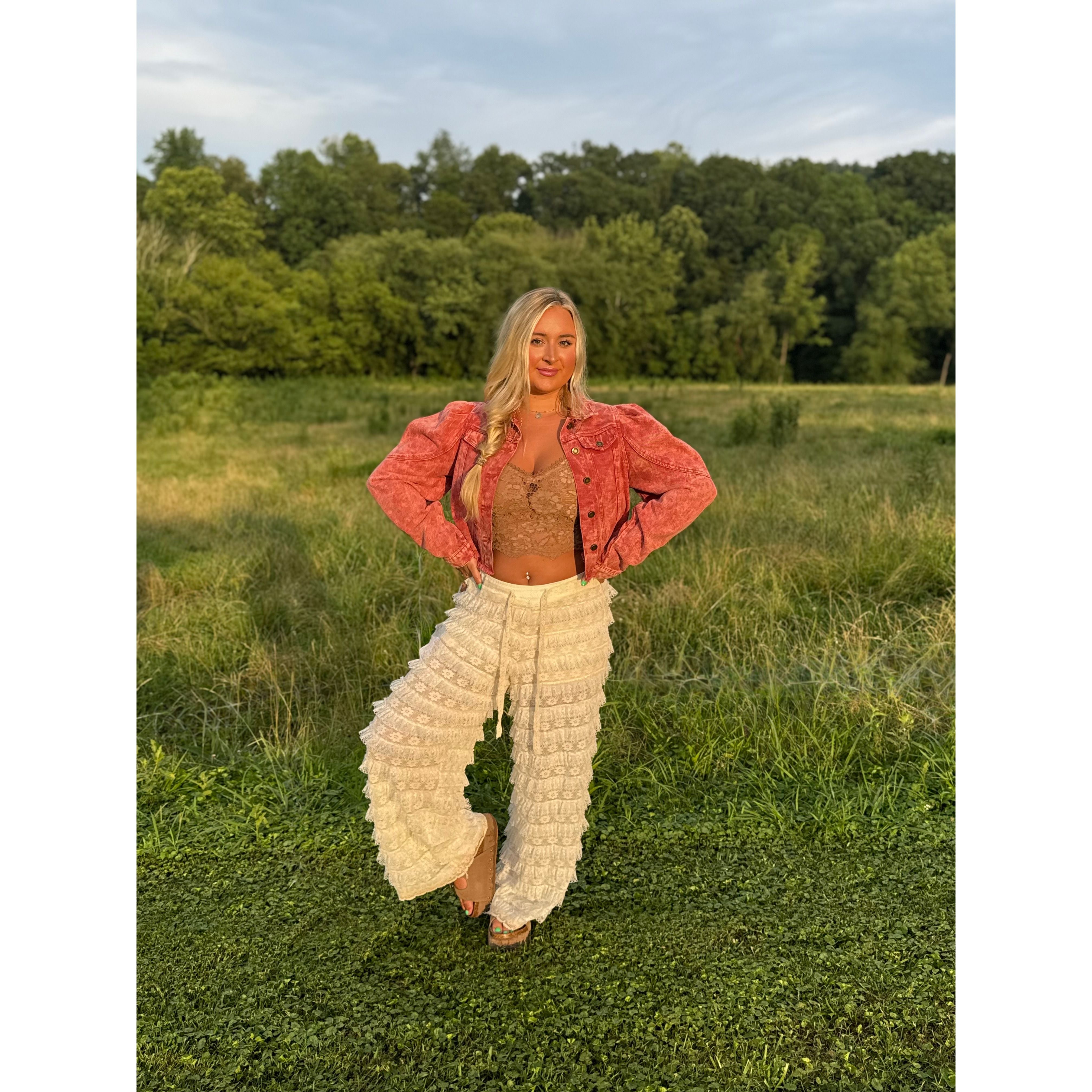 POL: Lace DayDream Ruffle Pants