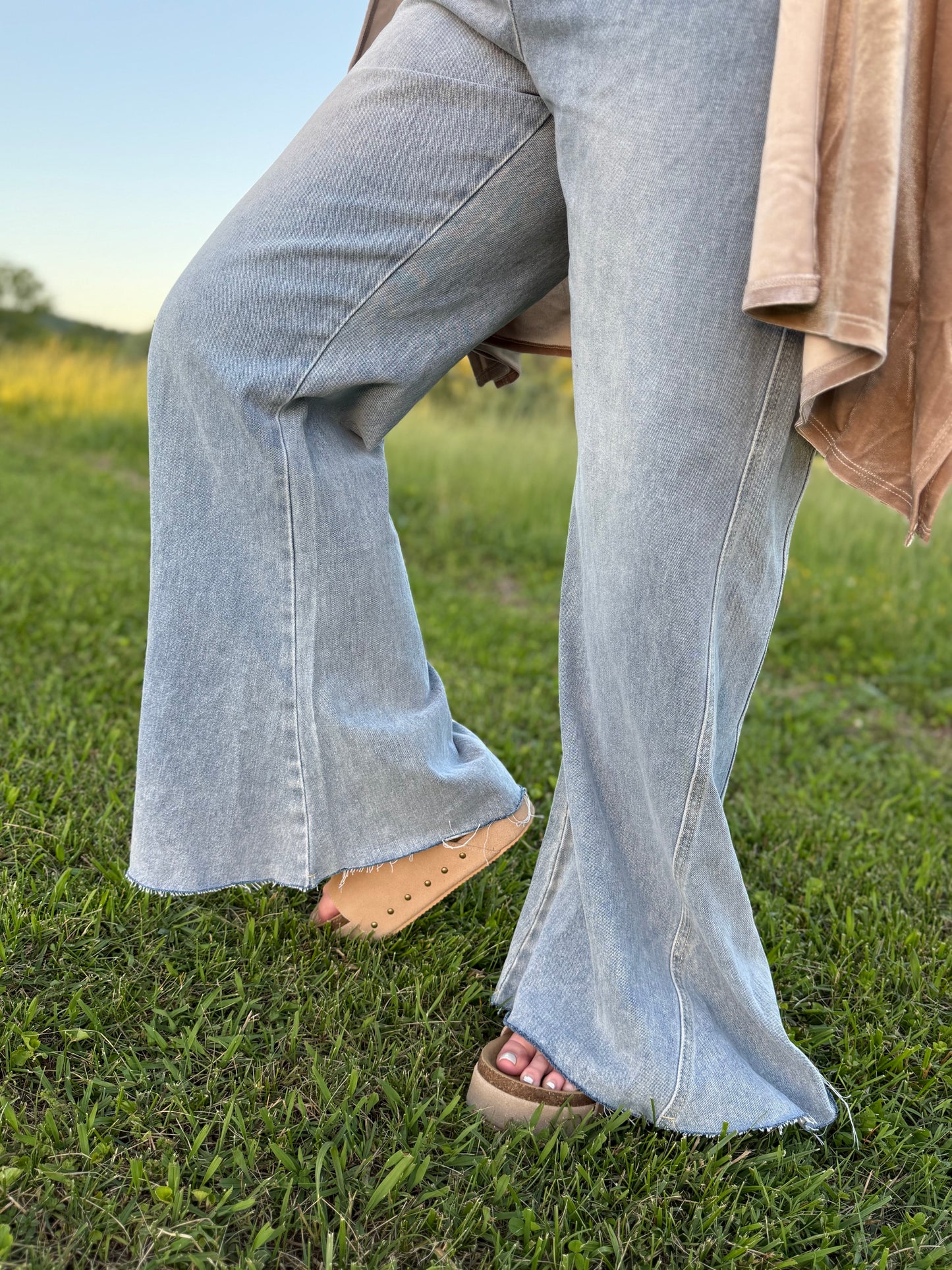 Three Bird Nest: Day Off Overalls