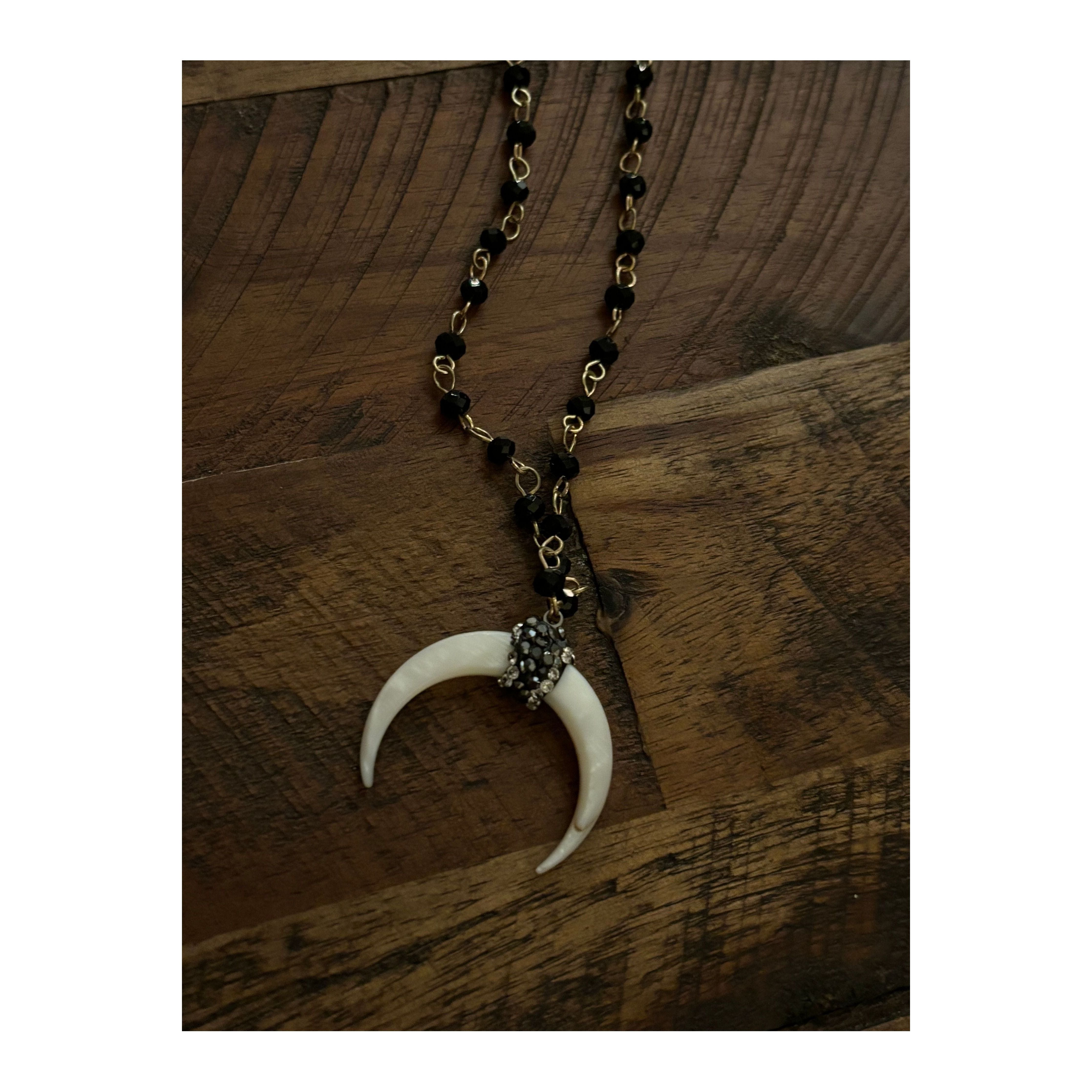 Rodeo Horn Necklace (Black)