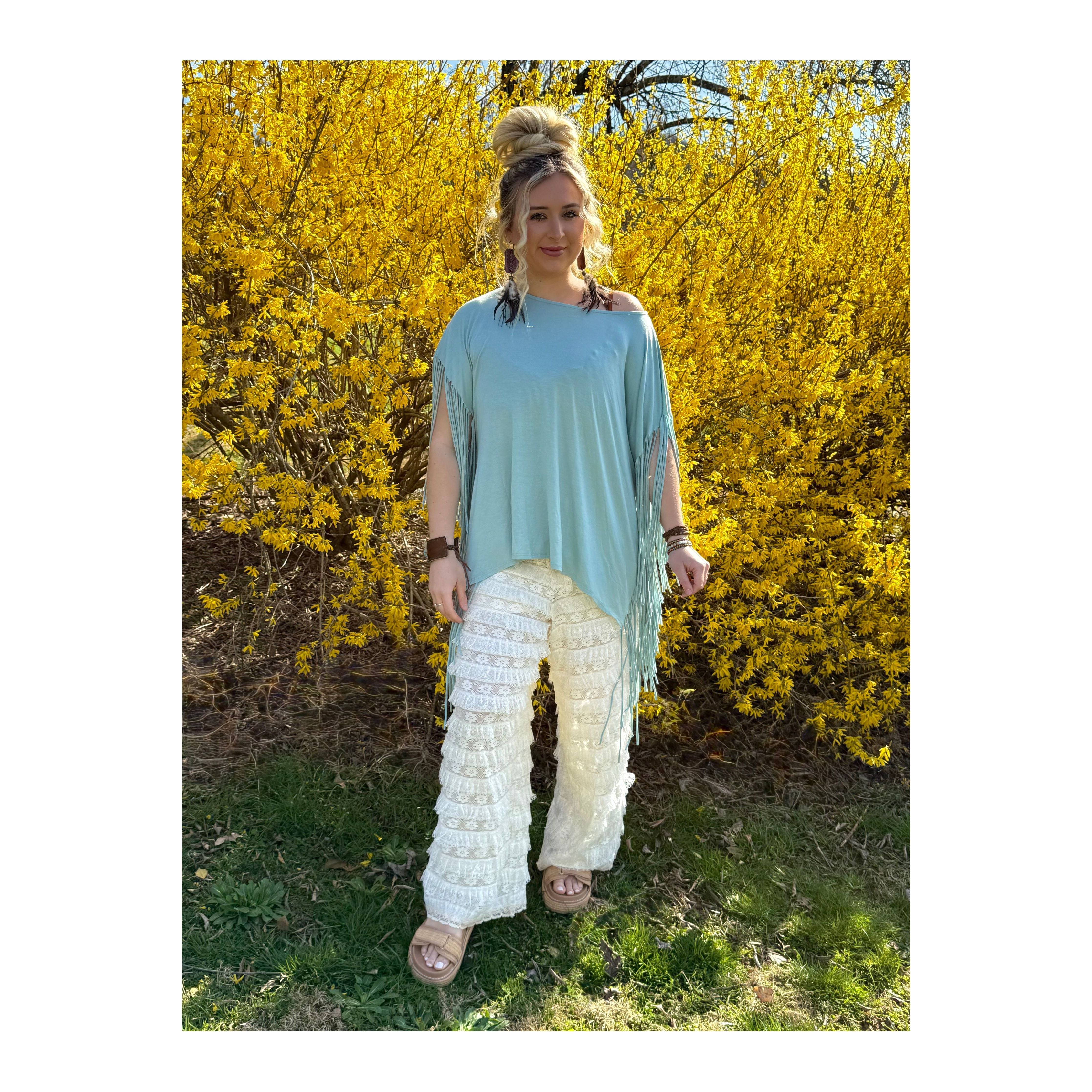 POL: Lace DayDream Ruffle Pants