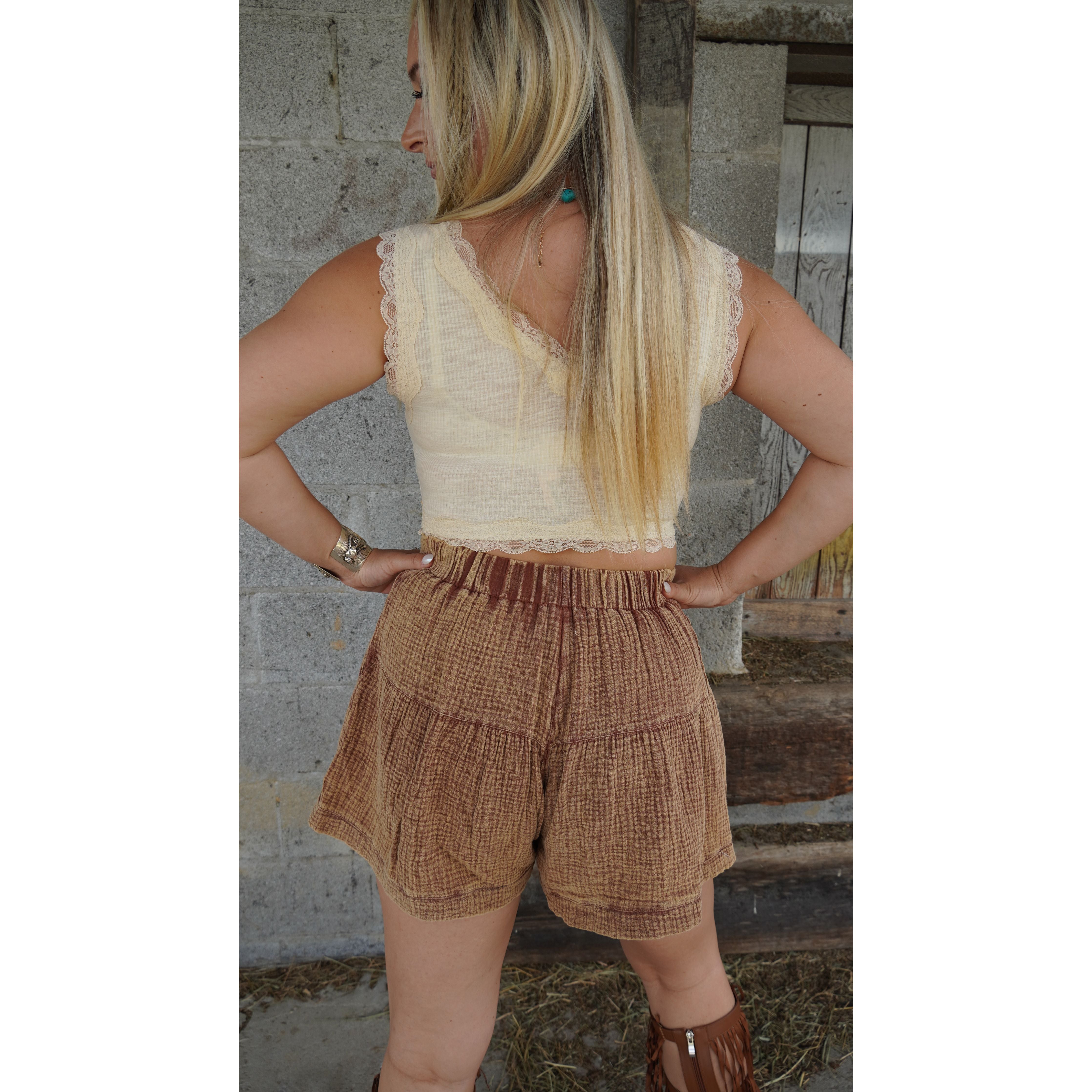 Lace Trim Cream Tank