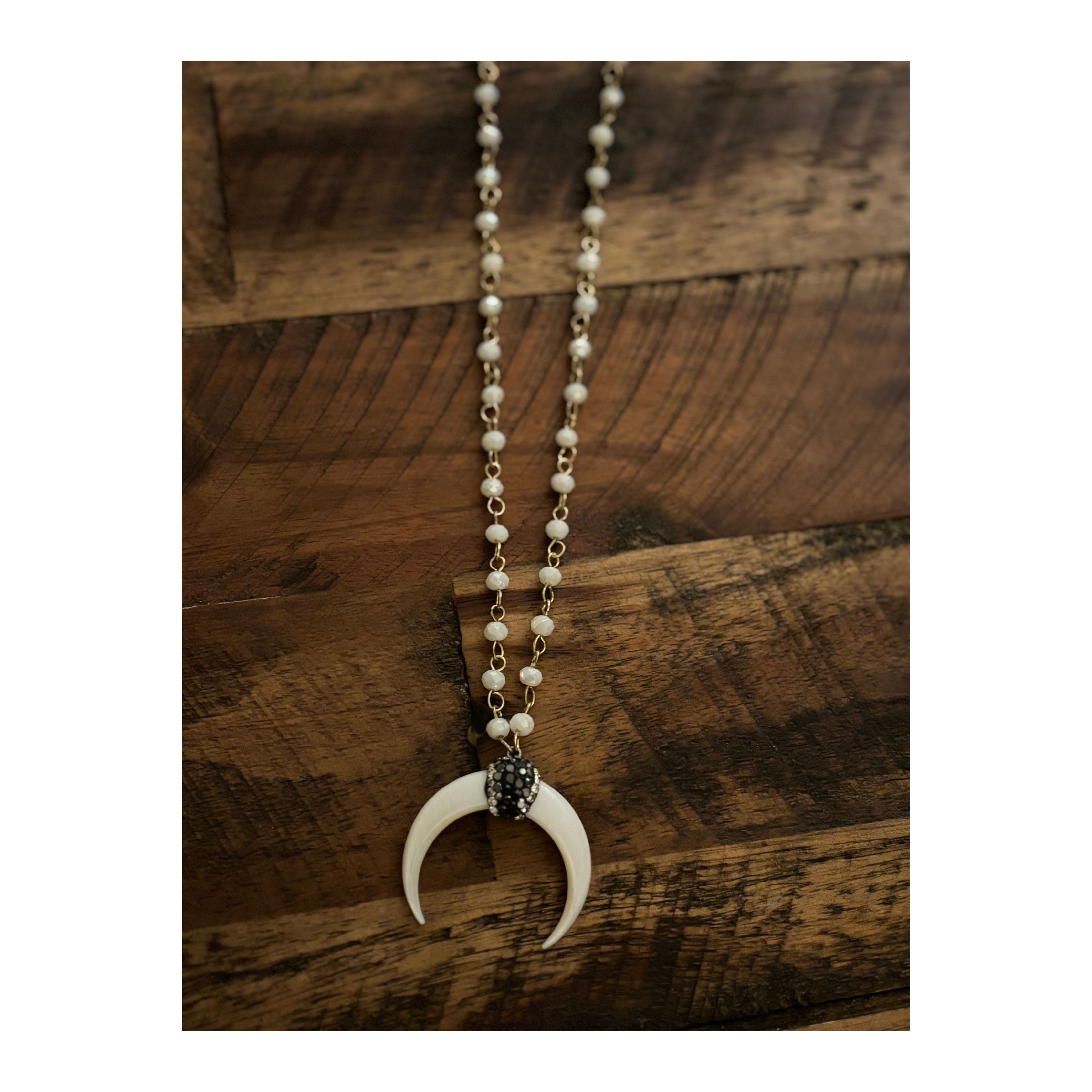 Rodeo Horn Necklace (White)