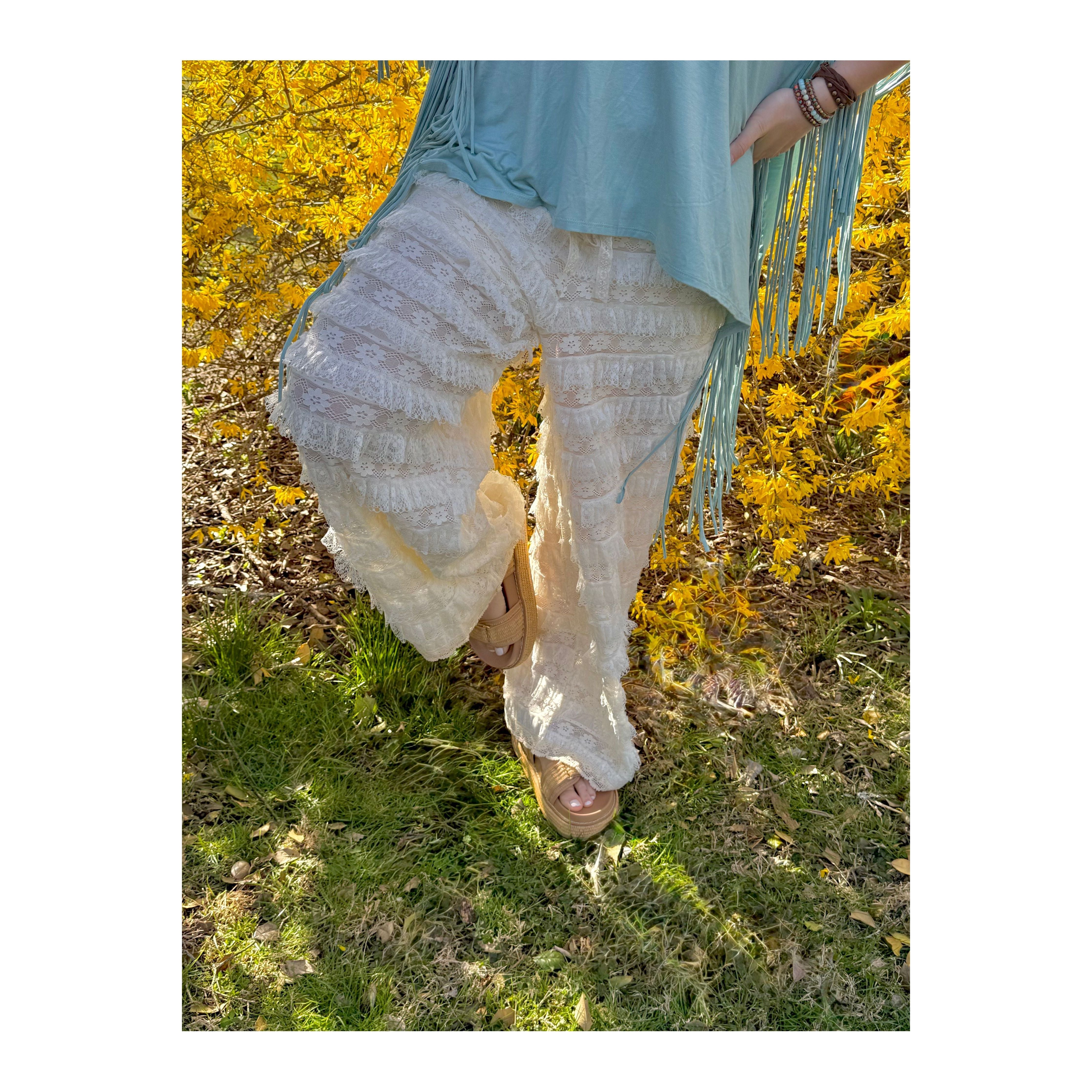 POL: Lace DayDream Ruffle Pants