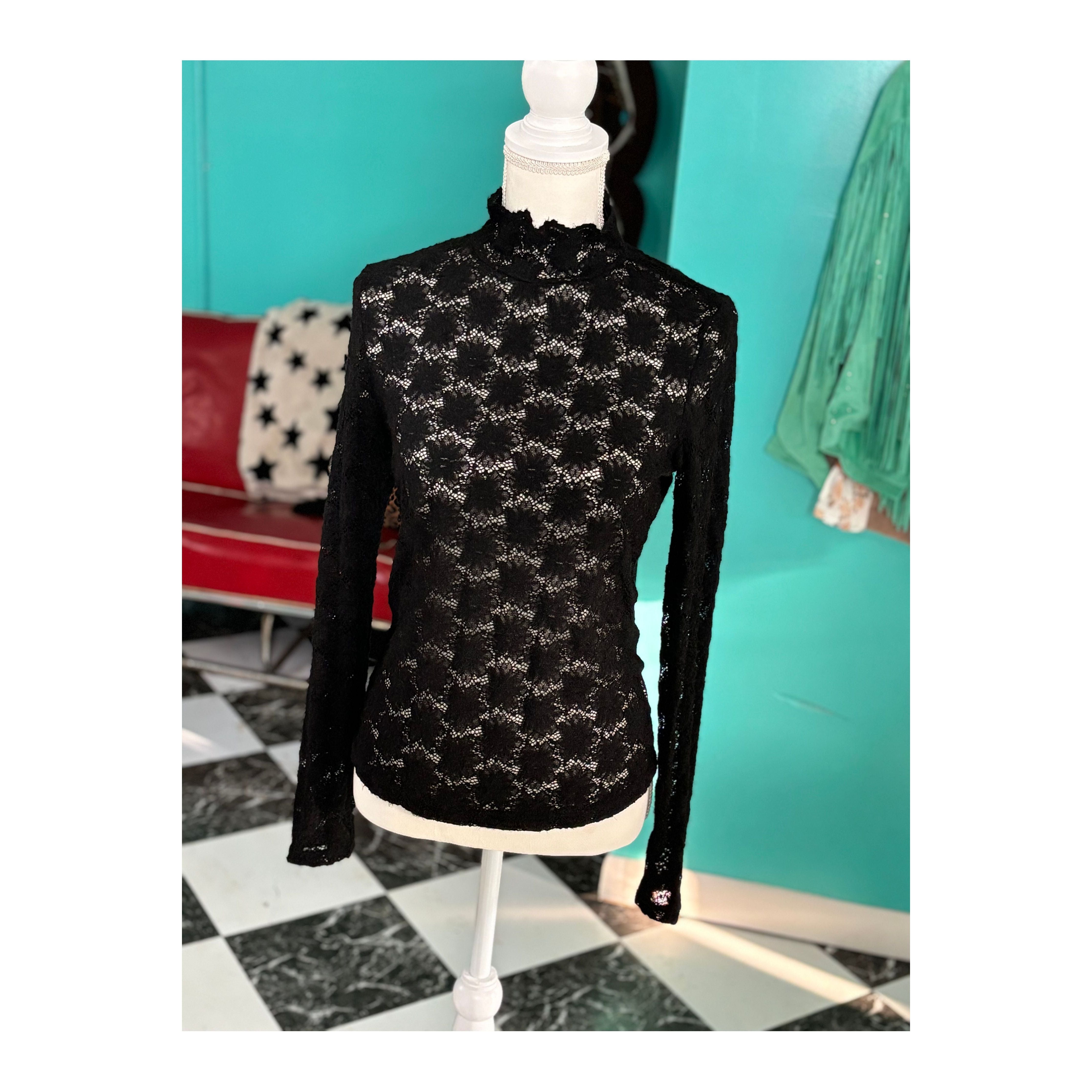 Long sleeve Lace Layering Top