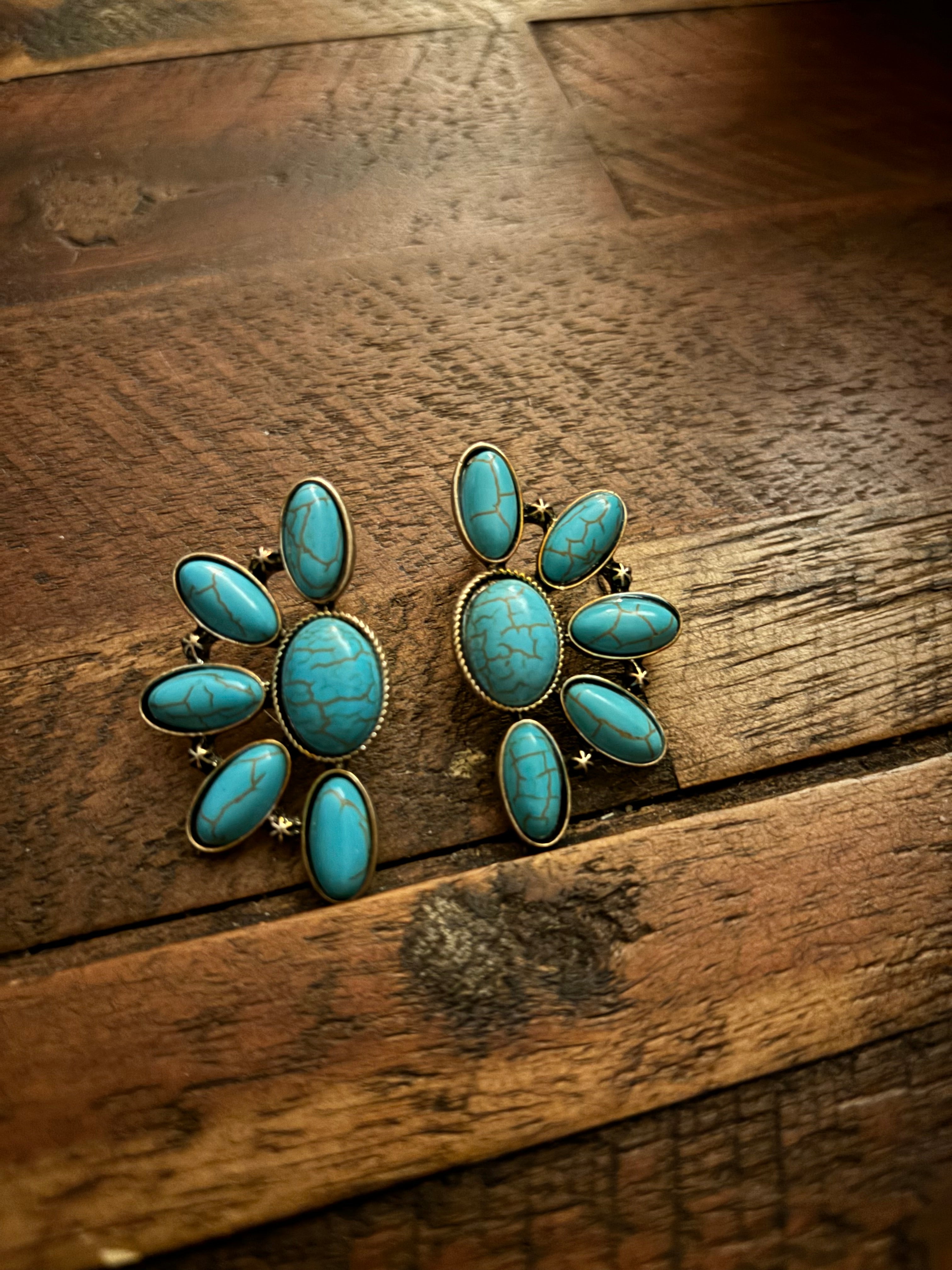 Turquoise Stud