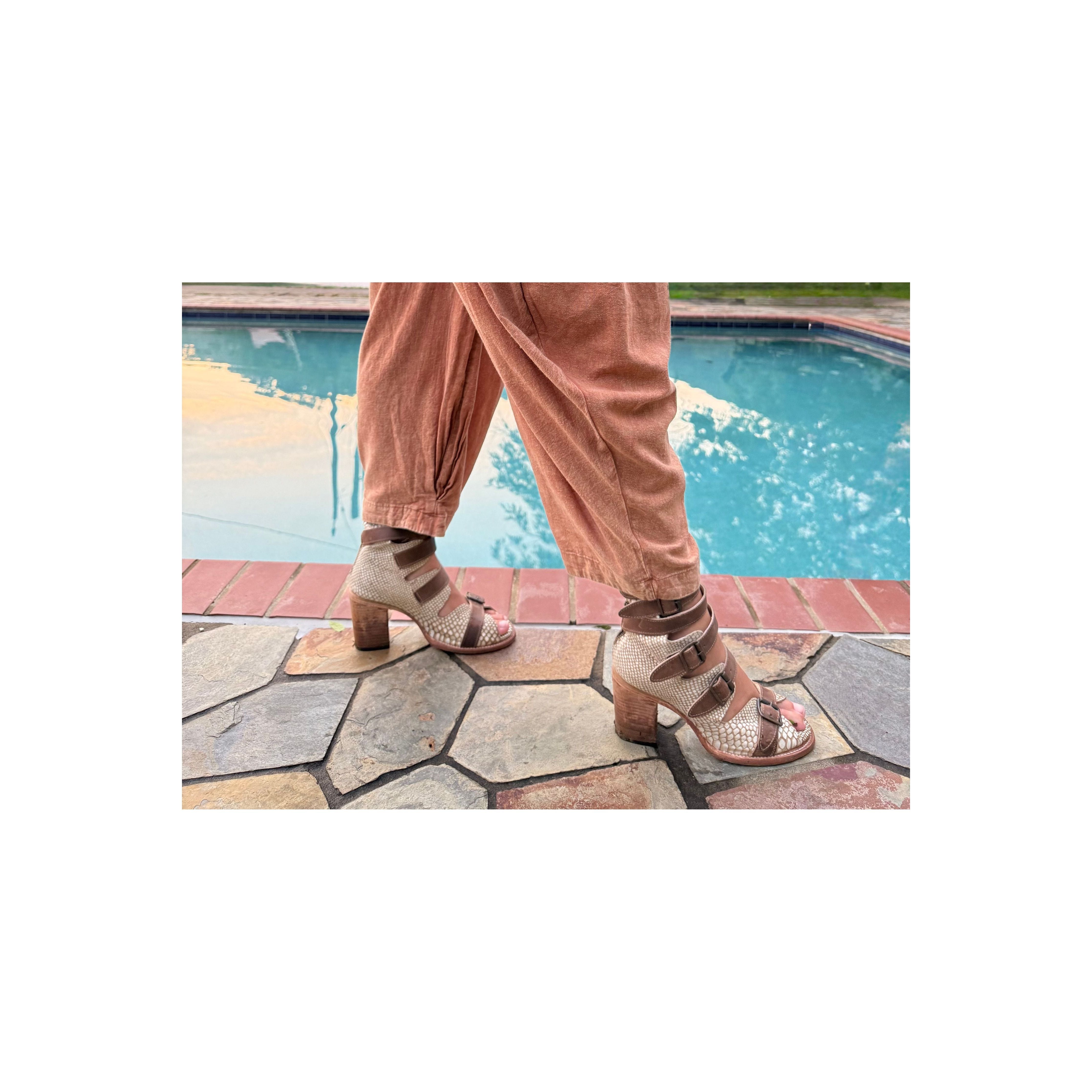 Oli&Hali: Brick Road Barrel Pants