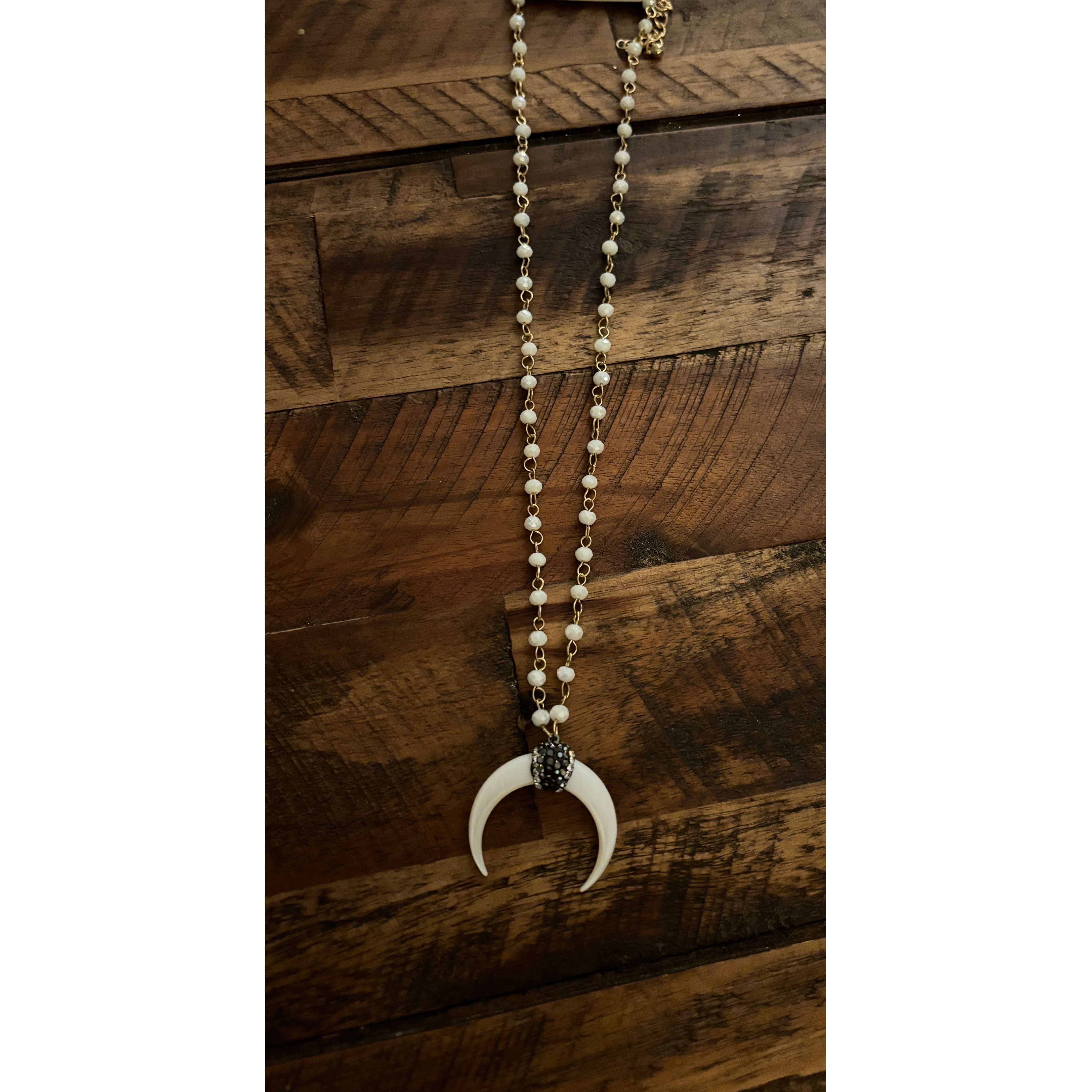 Rodeo Horn Necklace (White)