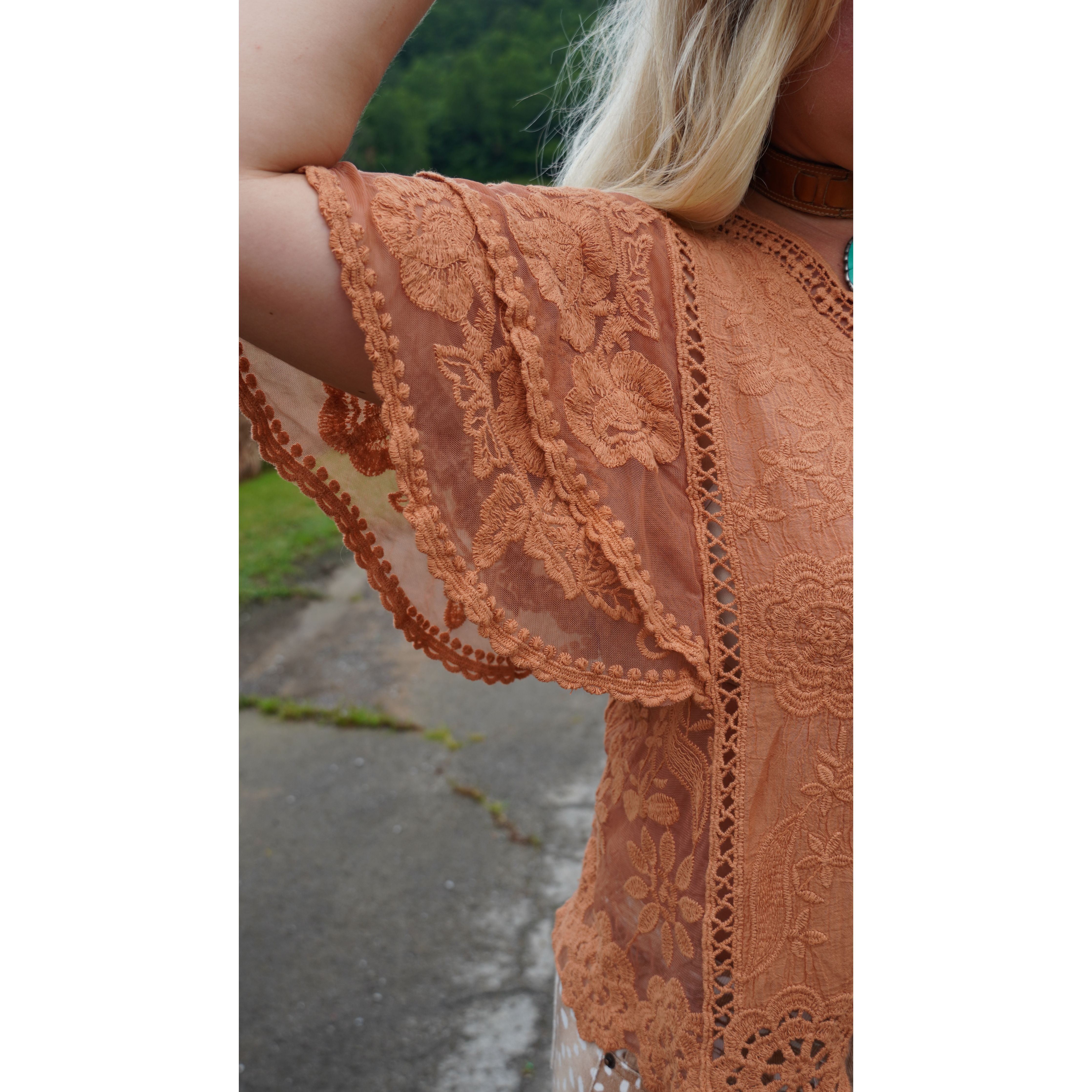 POL: Burnt Orange Lace Ruffled Sleeve Top