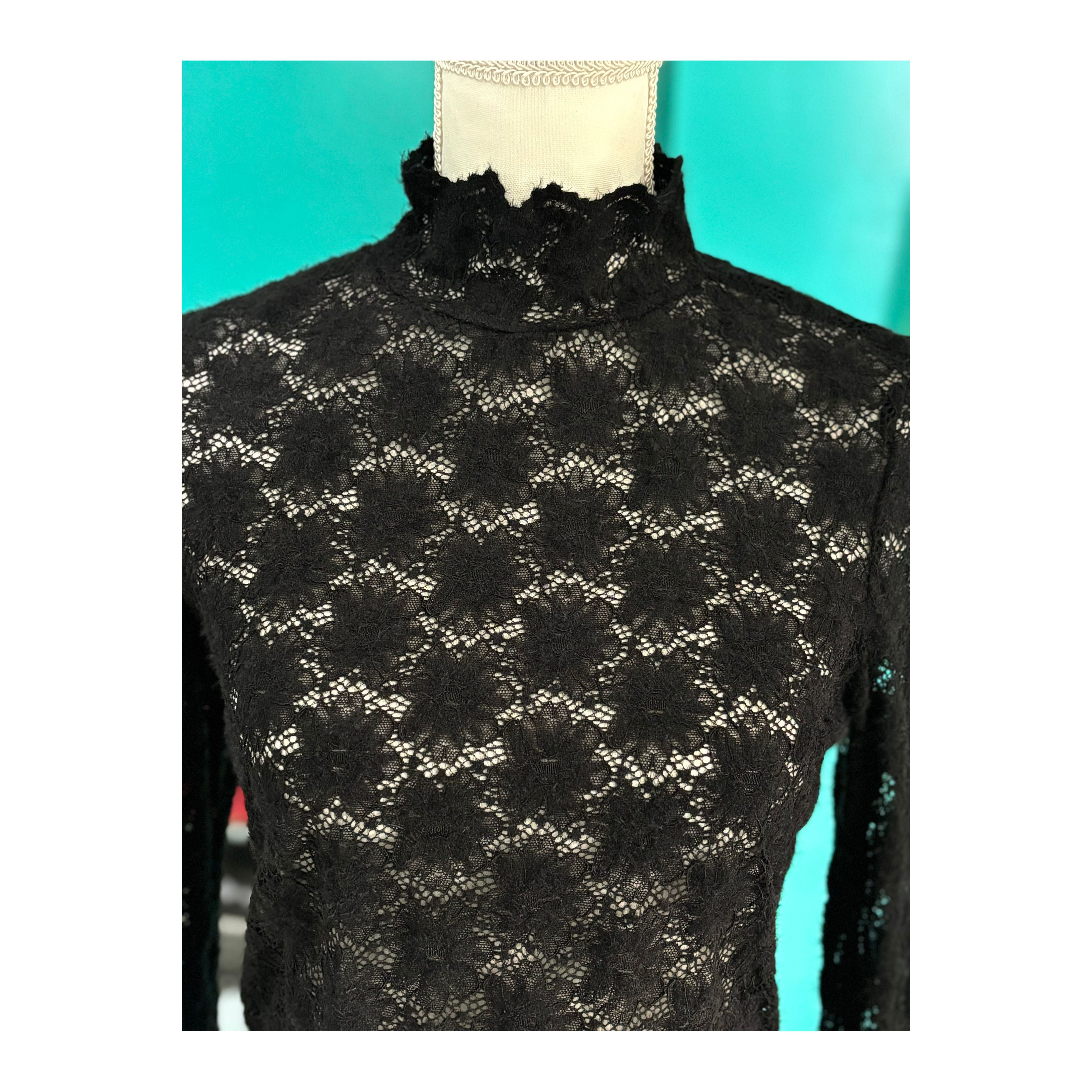Long sleeve Lace Layering Top
