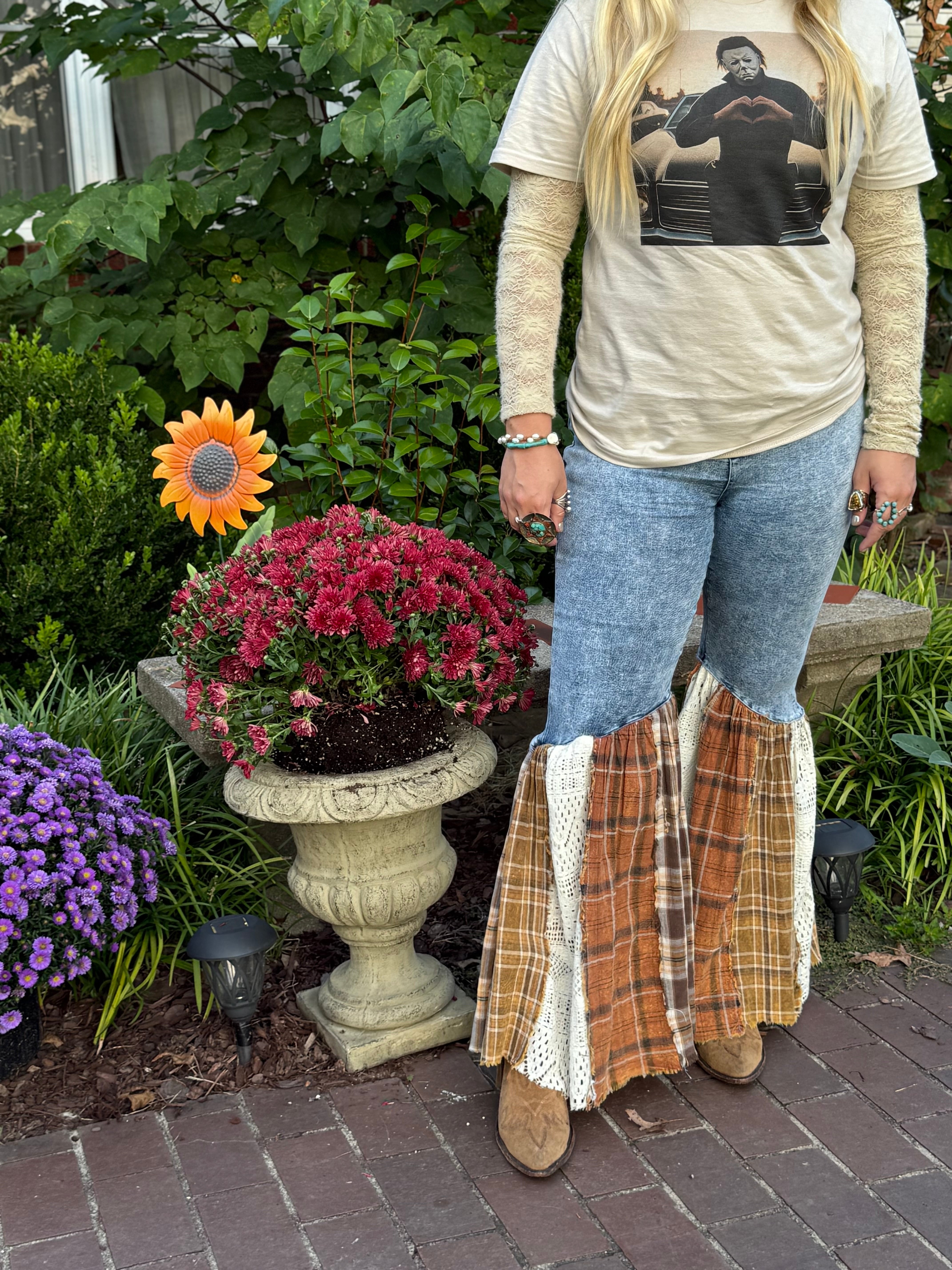 Michael Myers Heart Hands Cream Tee