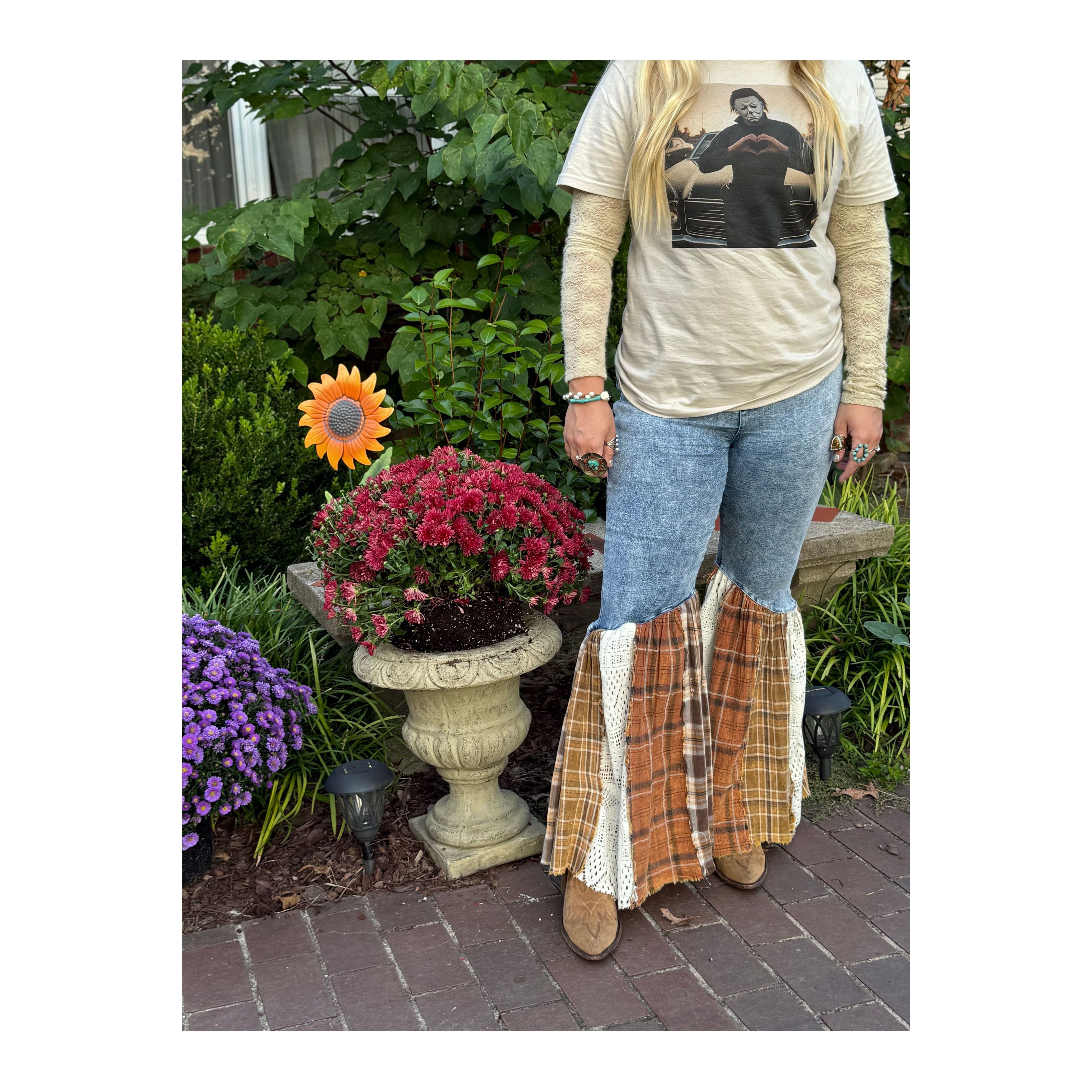 Michael Myers Heart Hands Cream Tee