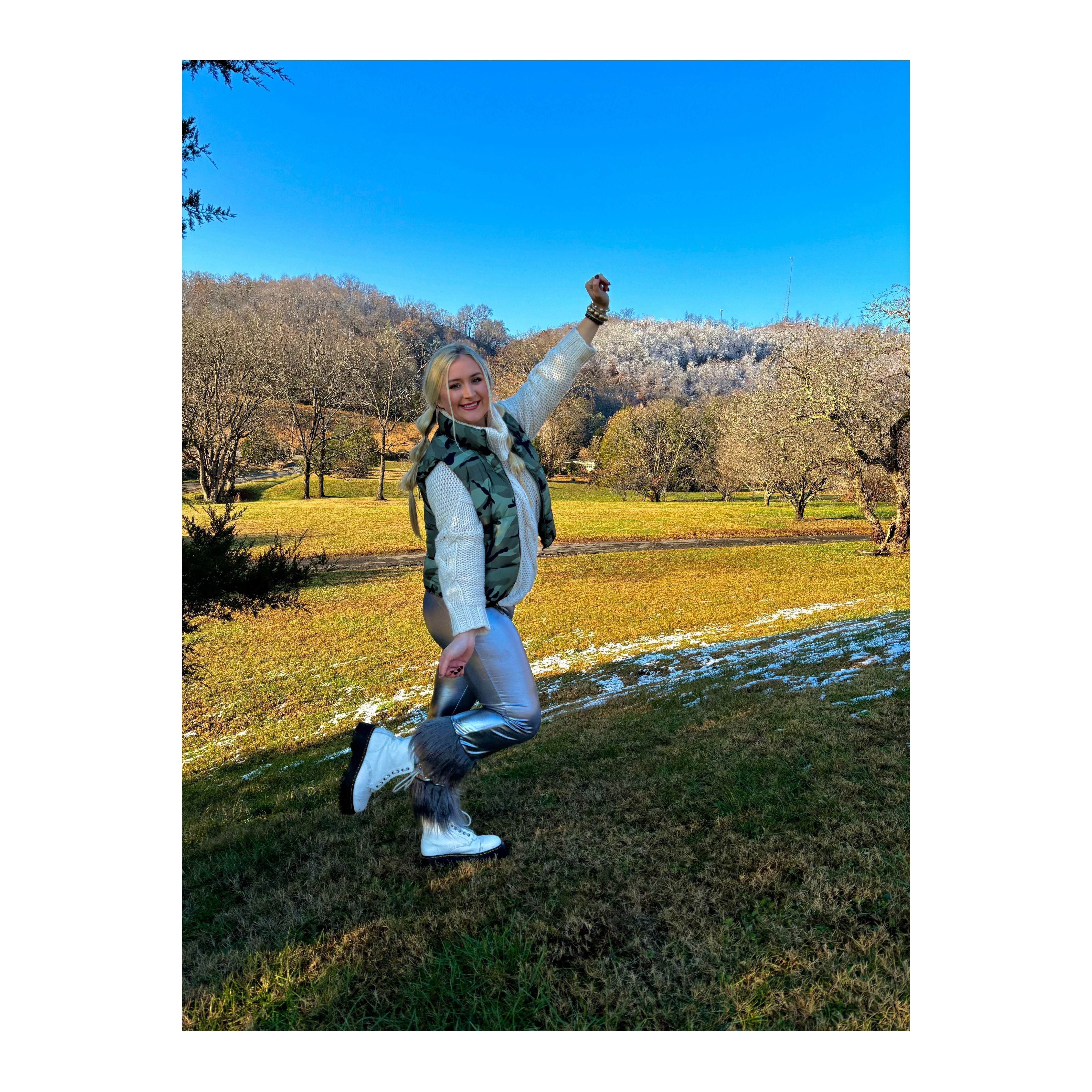 The Silver Fur Legging