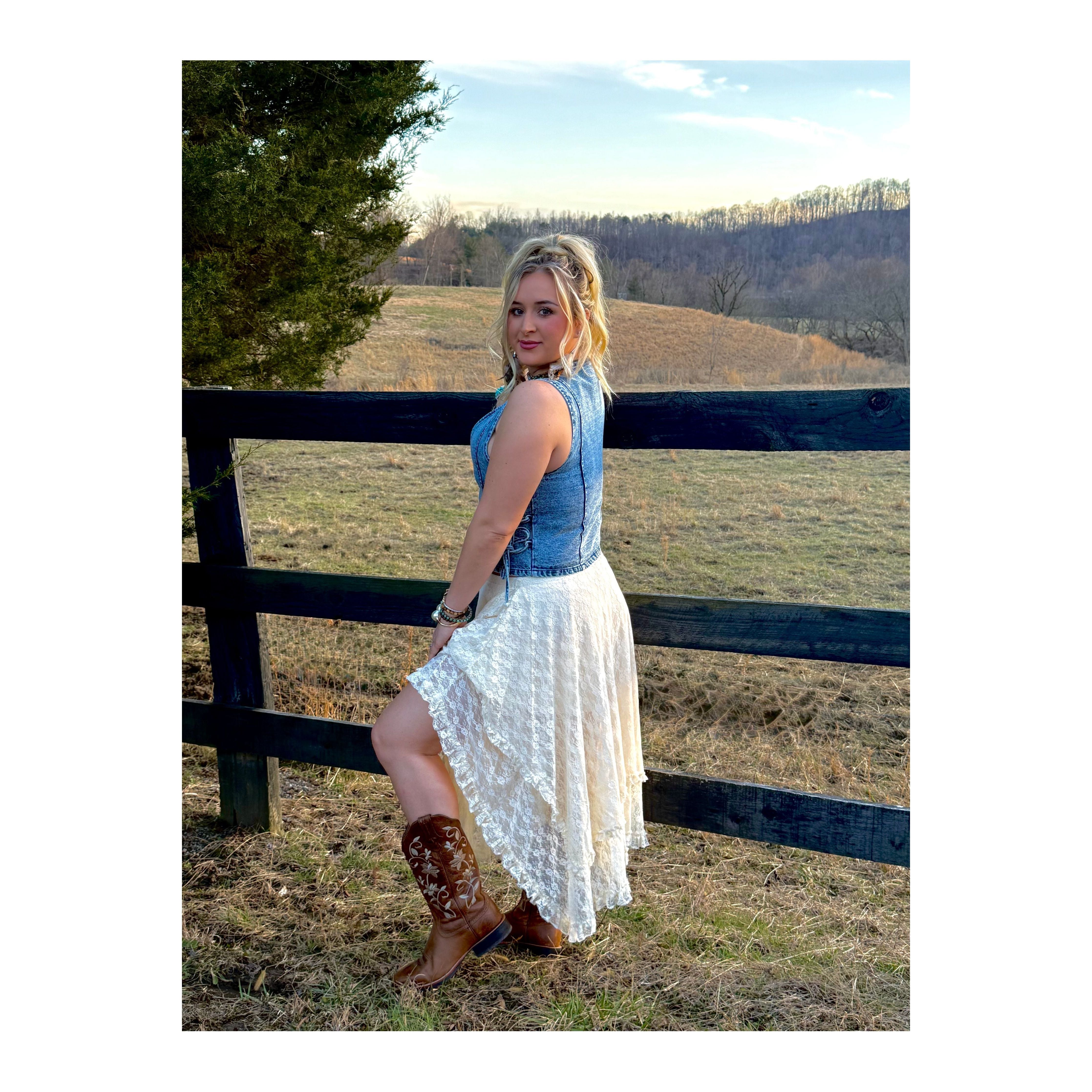 Loren White Lace Skirt