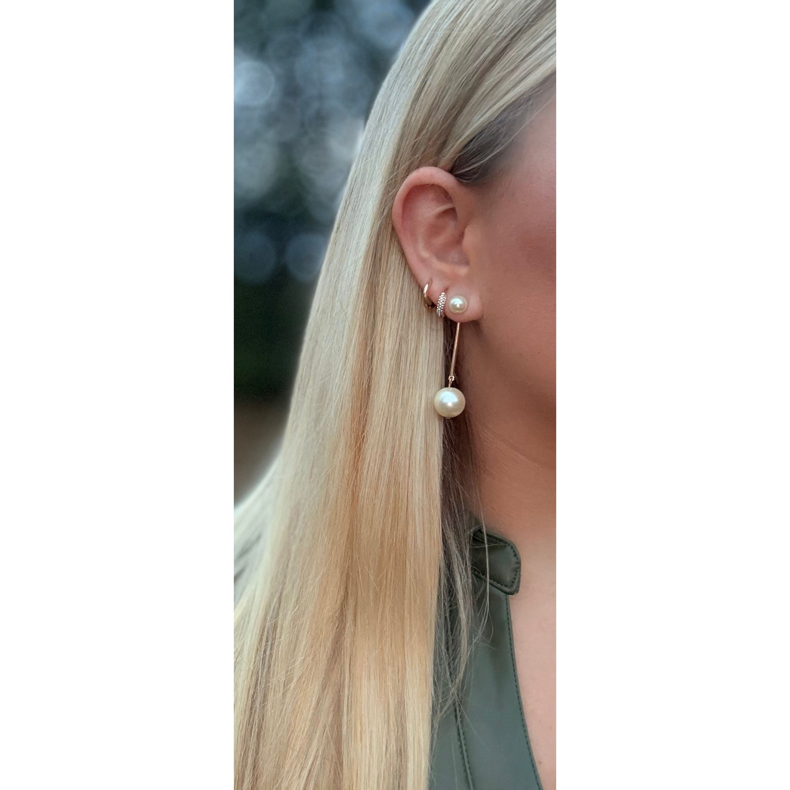 Dangle Pearl Earrings