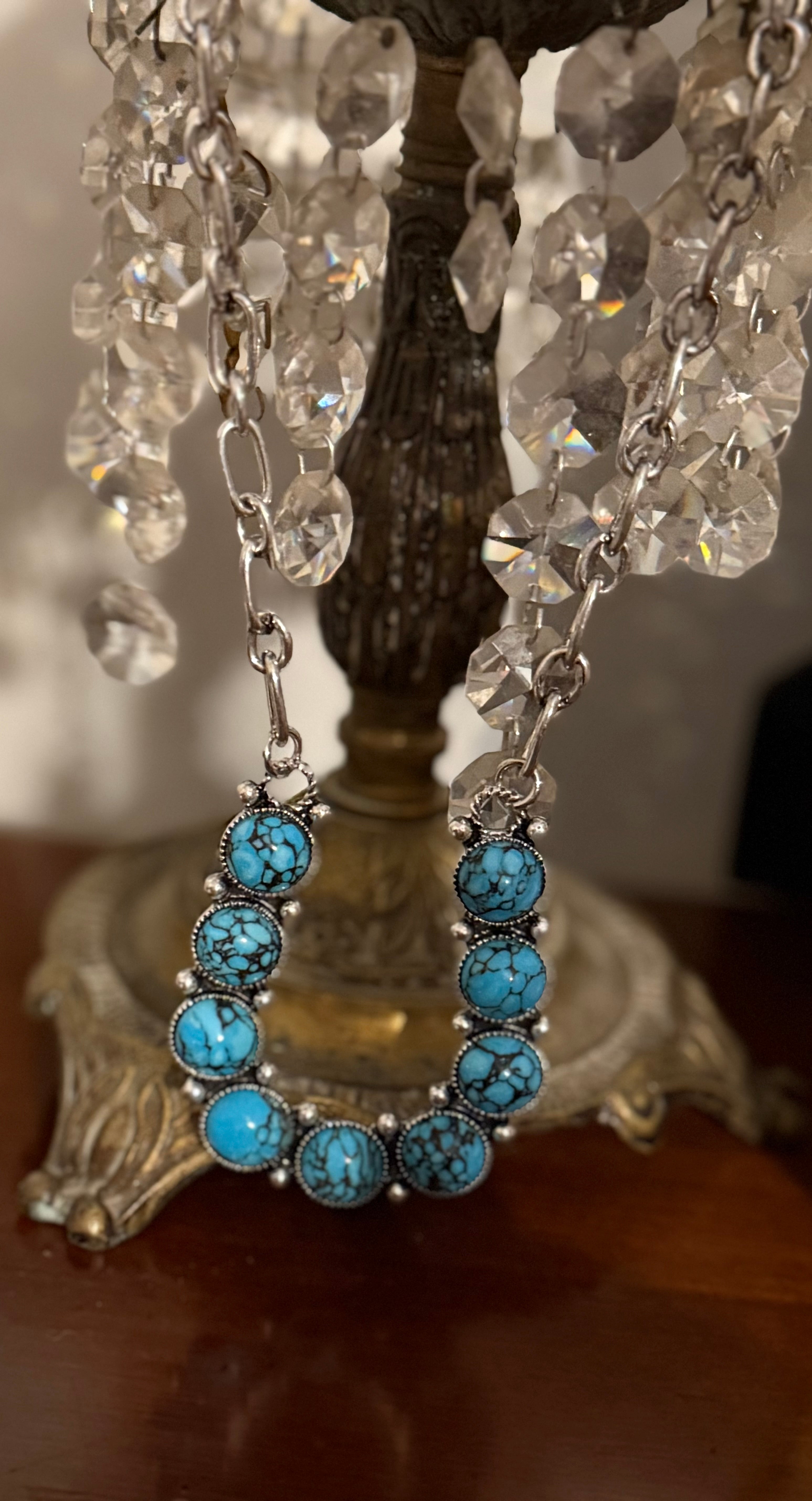 Horseshoe Haven Necklace